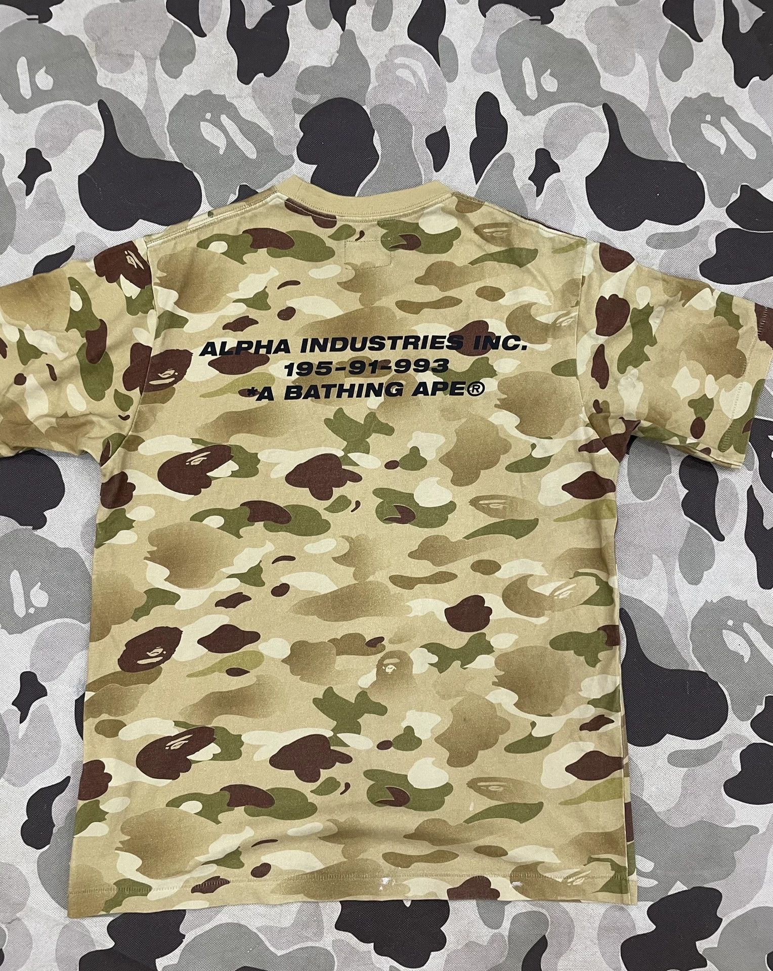 Bape A Bathing Ape x Alpha Industries Camo T-Shirt US M Size US M / EU 48-50 / 2 - 3 Thumbnail