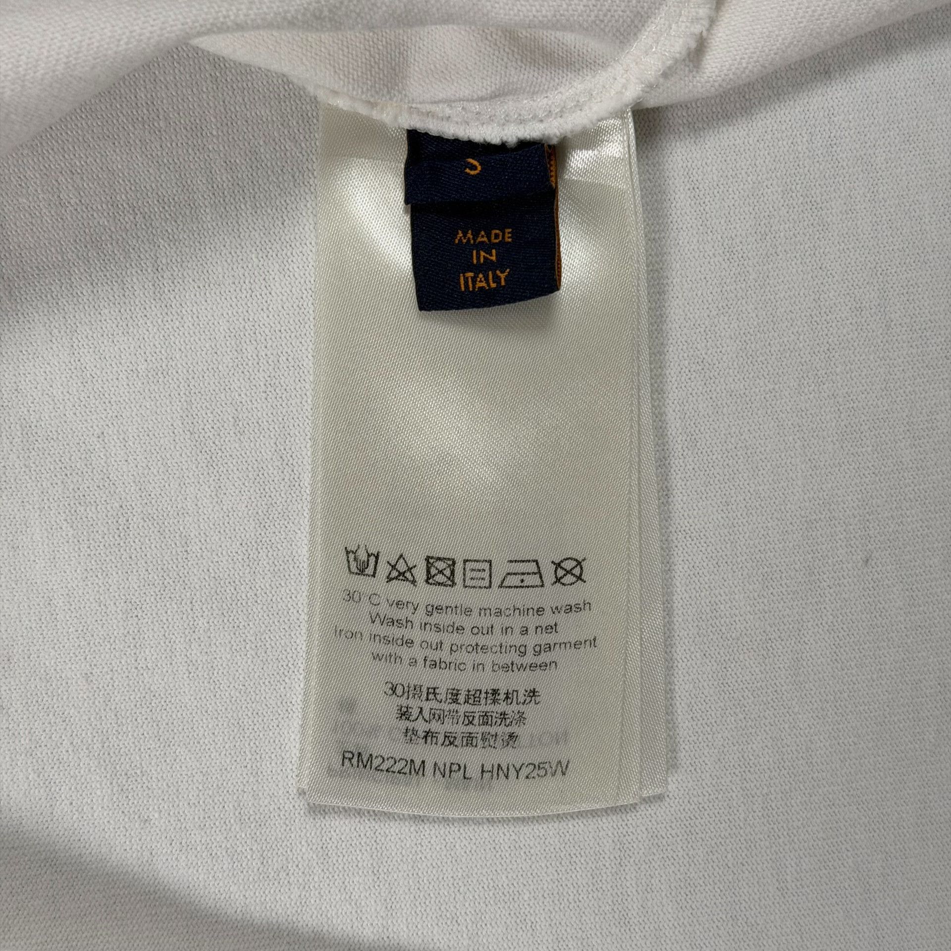 Louis Vuitton Louis Vuitton Graffiti Logo T-Shirt Size S Size US S / EU 44-46 / 1 - 6 Thumbnail