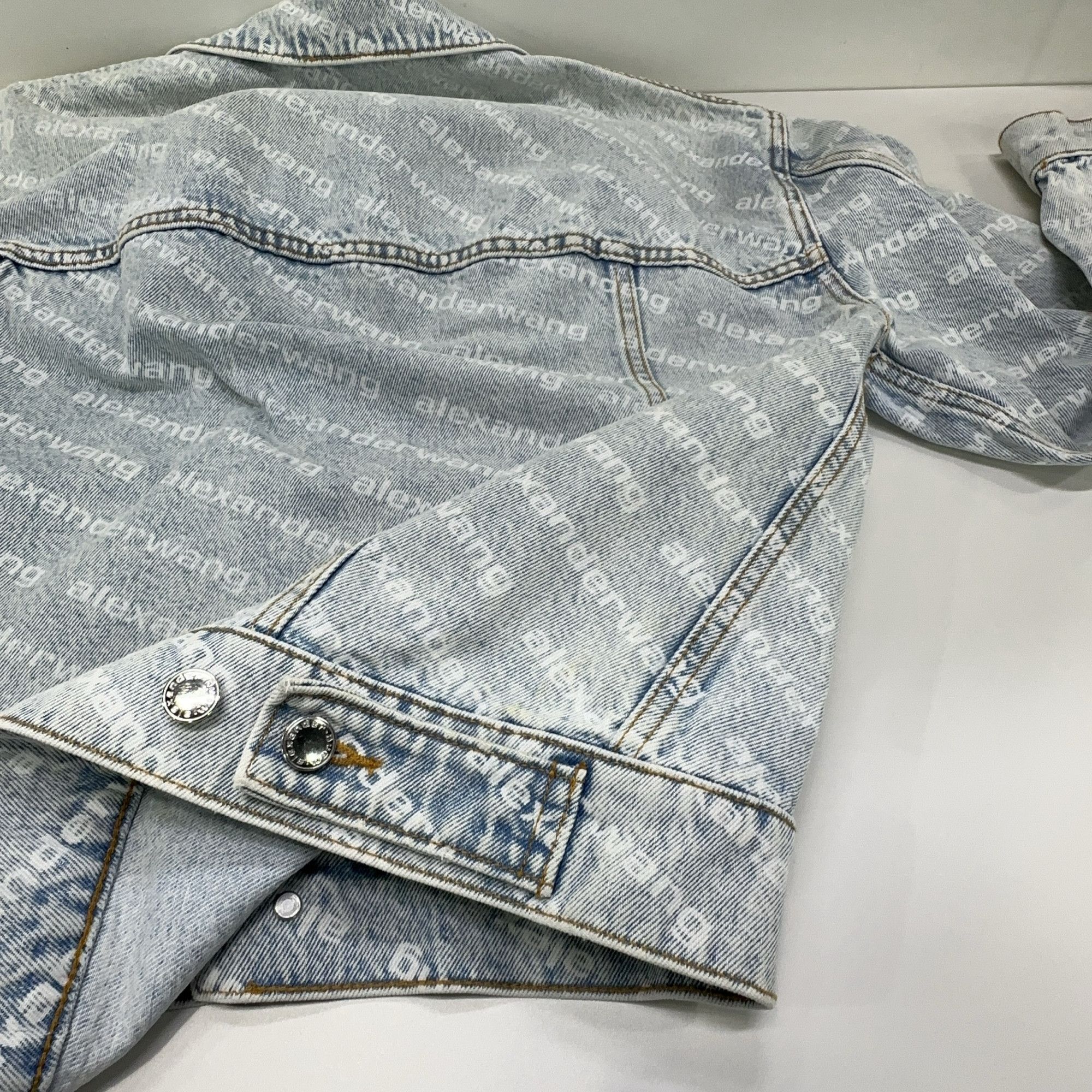 Alexander Wang Alexander Wang Logo Print Denim Jacket XS Size XS / US 0-2 / IT 36-38 - 13 Thumbnail