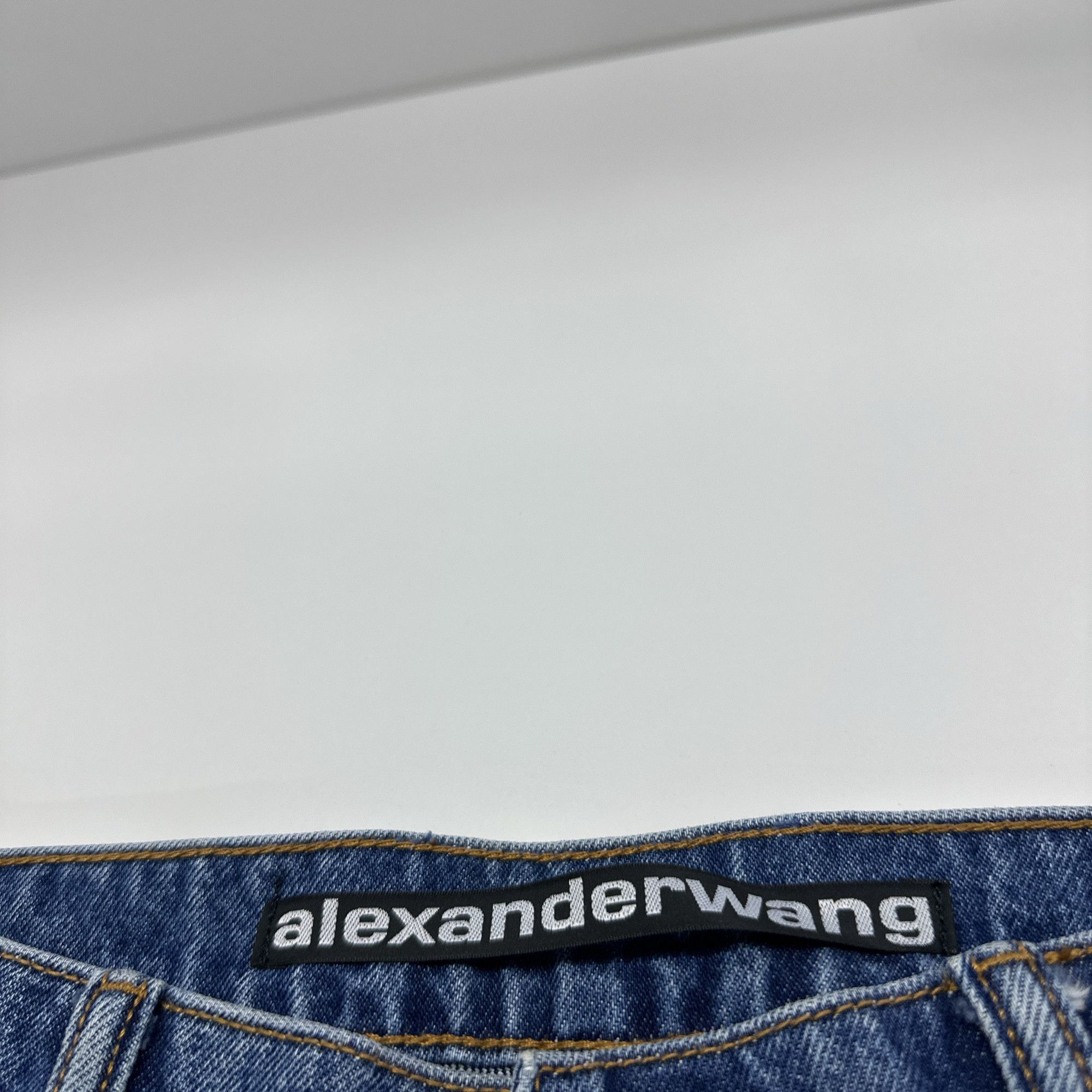 Alexander Wang Alexander Wang High Rise Blue Jeans Size 25 Size 25" / US 0 / IT 36 - 3 Thumbnail