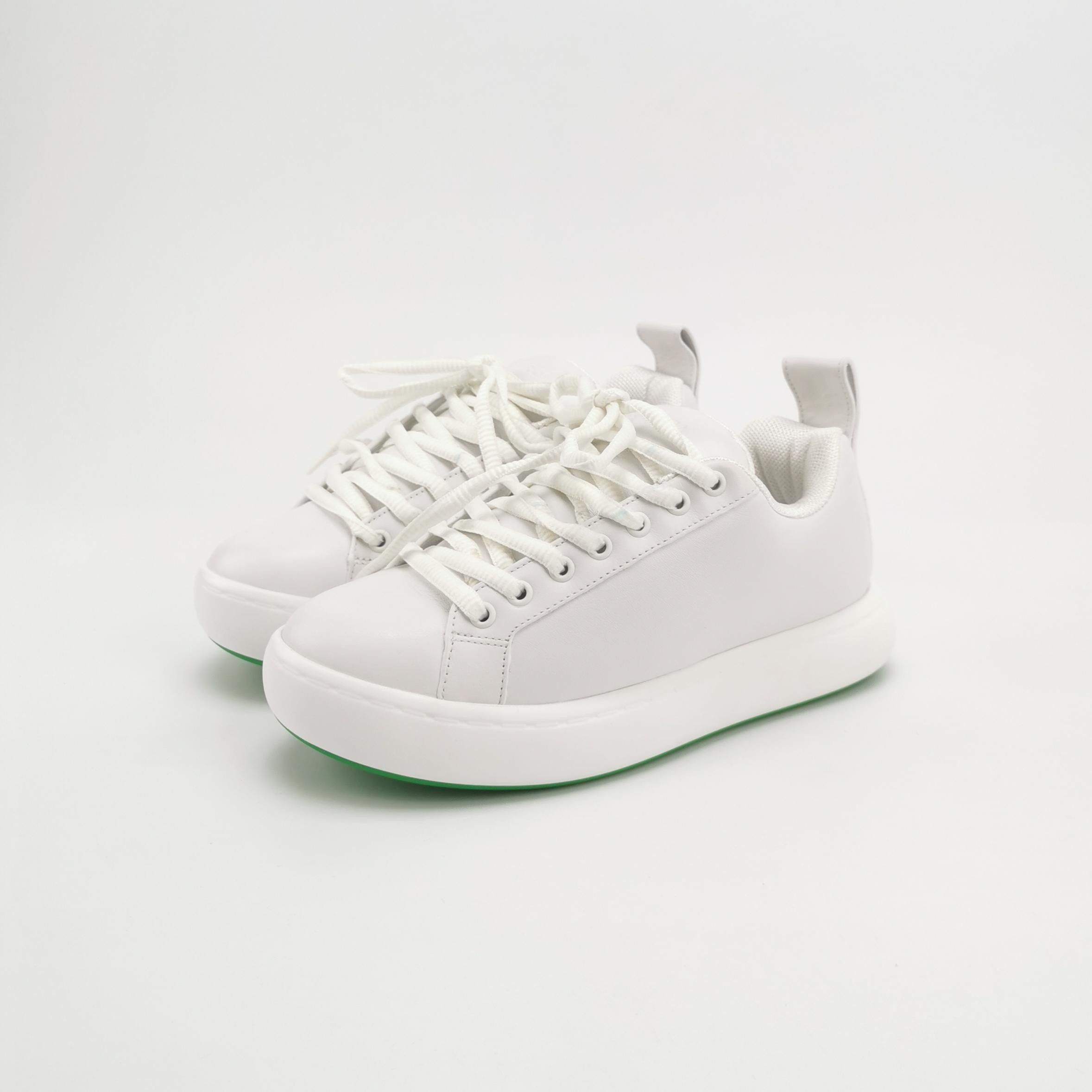 Bottega Veneta Bottega Veneta Women 7 Lowtop Sneakers Size US 7 / IT 37 - 2 Thumbnail
