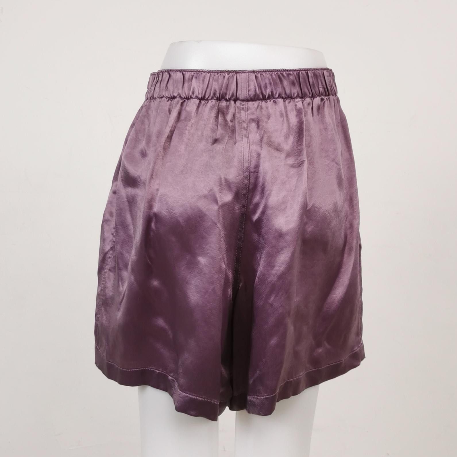 Bottega Veneta Bottega Veneta Women 26 Shorts Size 26" / US 2 / IT 38 - 2 Thumbnail