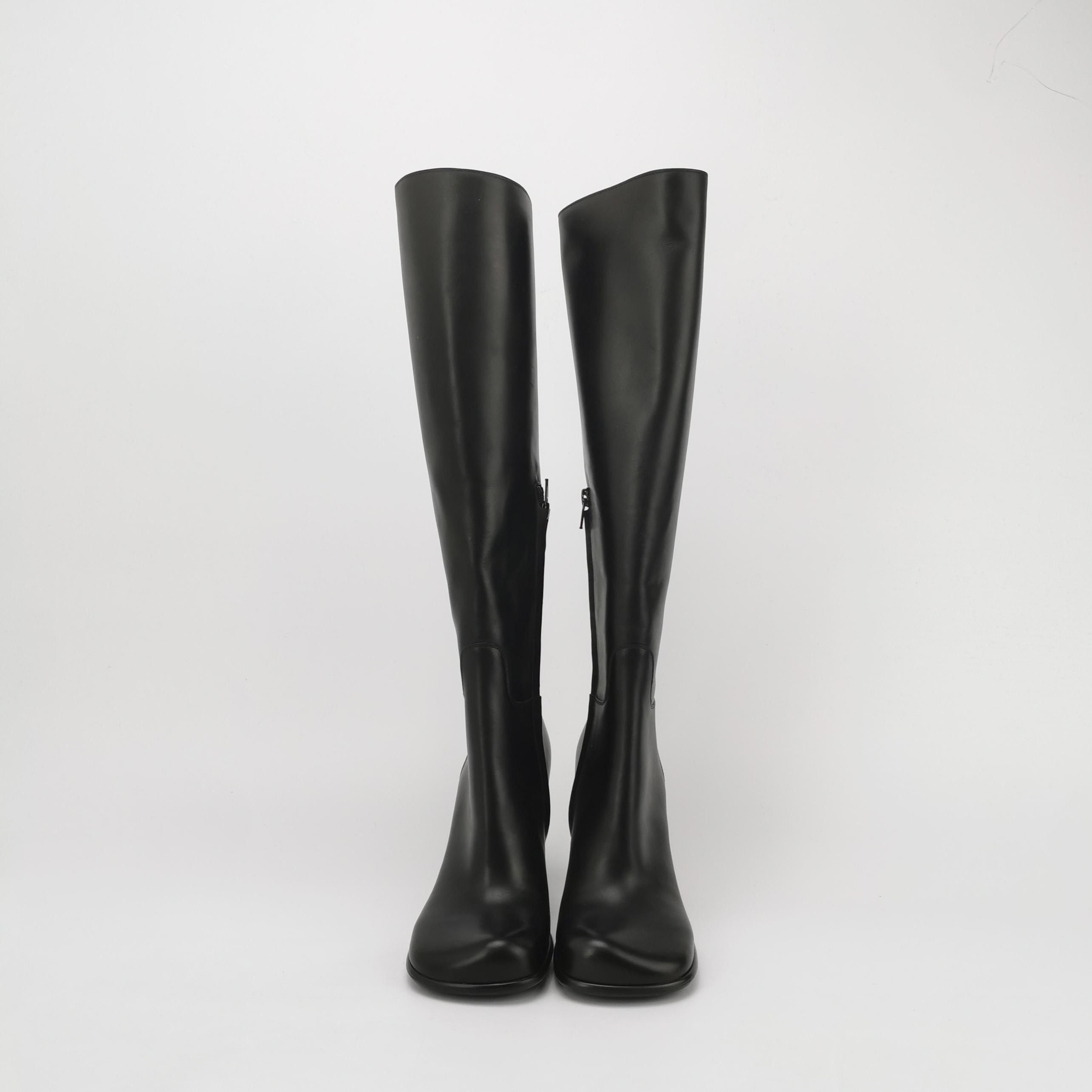 Bottega Veneta Bottega Veneta Women 5-5 Boots Size US 5.5 / IT 35.5 - 3 Thumbnail