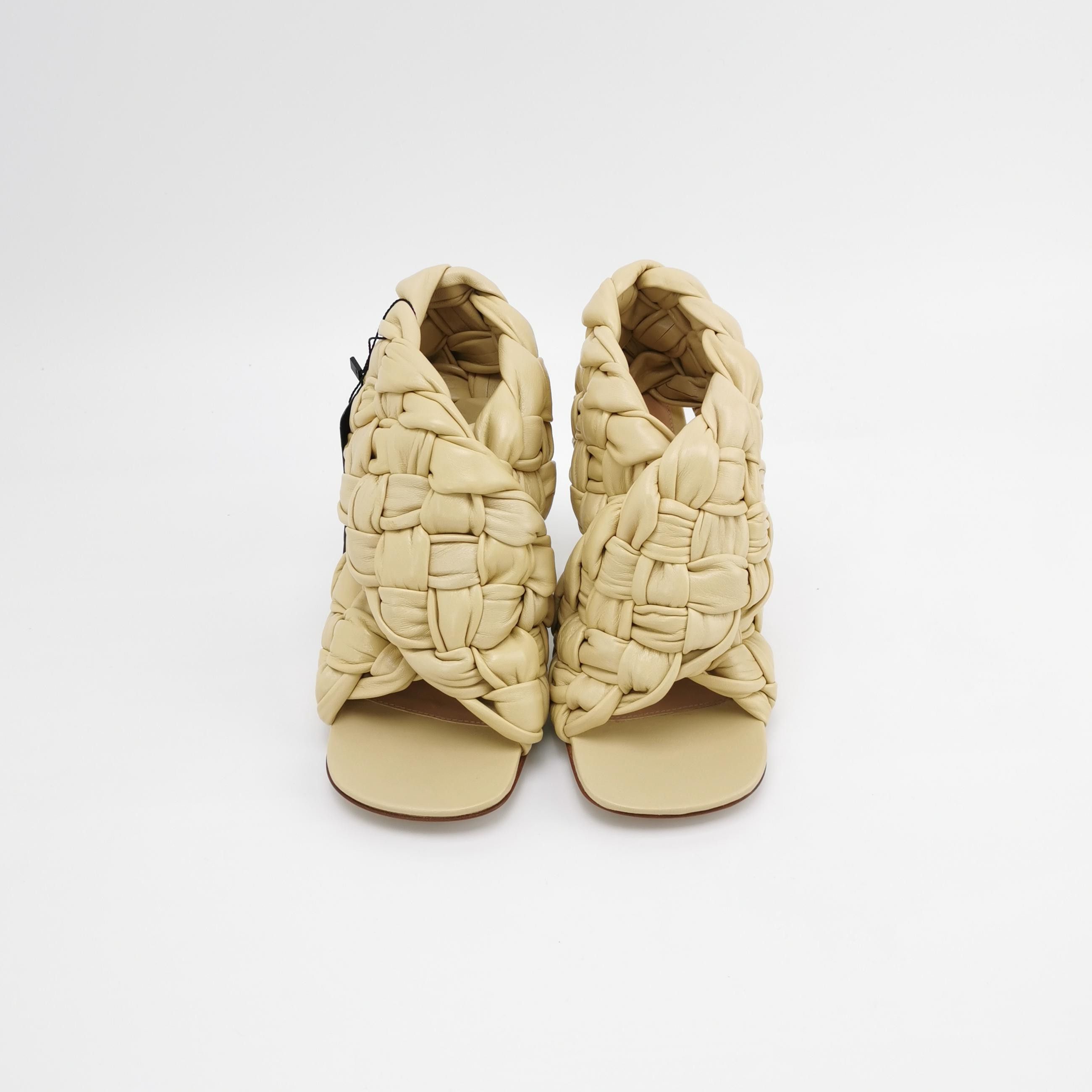 Bottega Veneta Bottega Veneta Women 7 Sandals Size US 7 / IT 37 - 3 Thumbnail