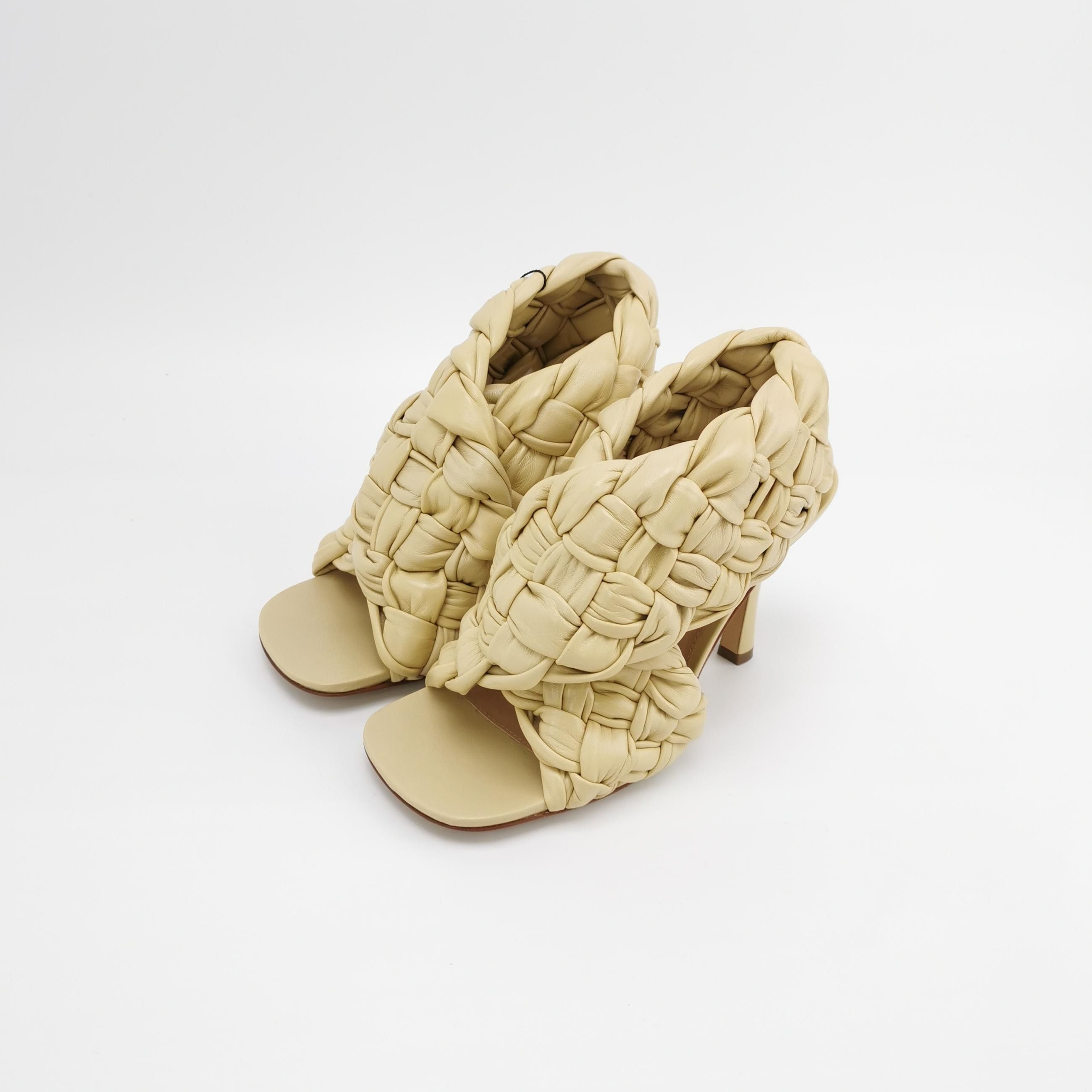 Bottega Veneta Bottega Veneta Women 7 Sandals Size US 7 / IT 37 - 2 Thumbnail