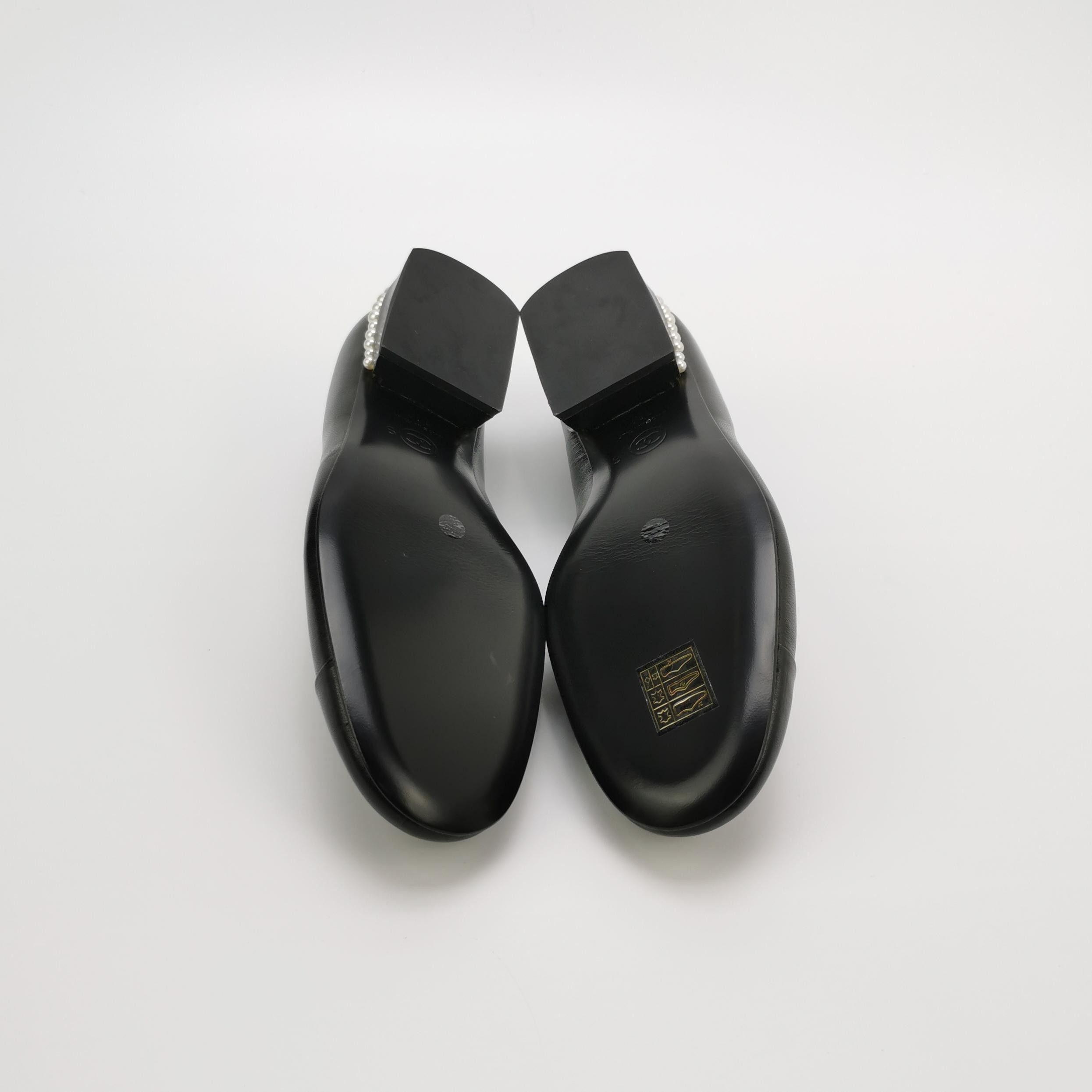 Chanel Chanel Women 8 Flats Size US 8 / IT 38 - 5 Thumbnail