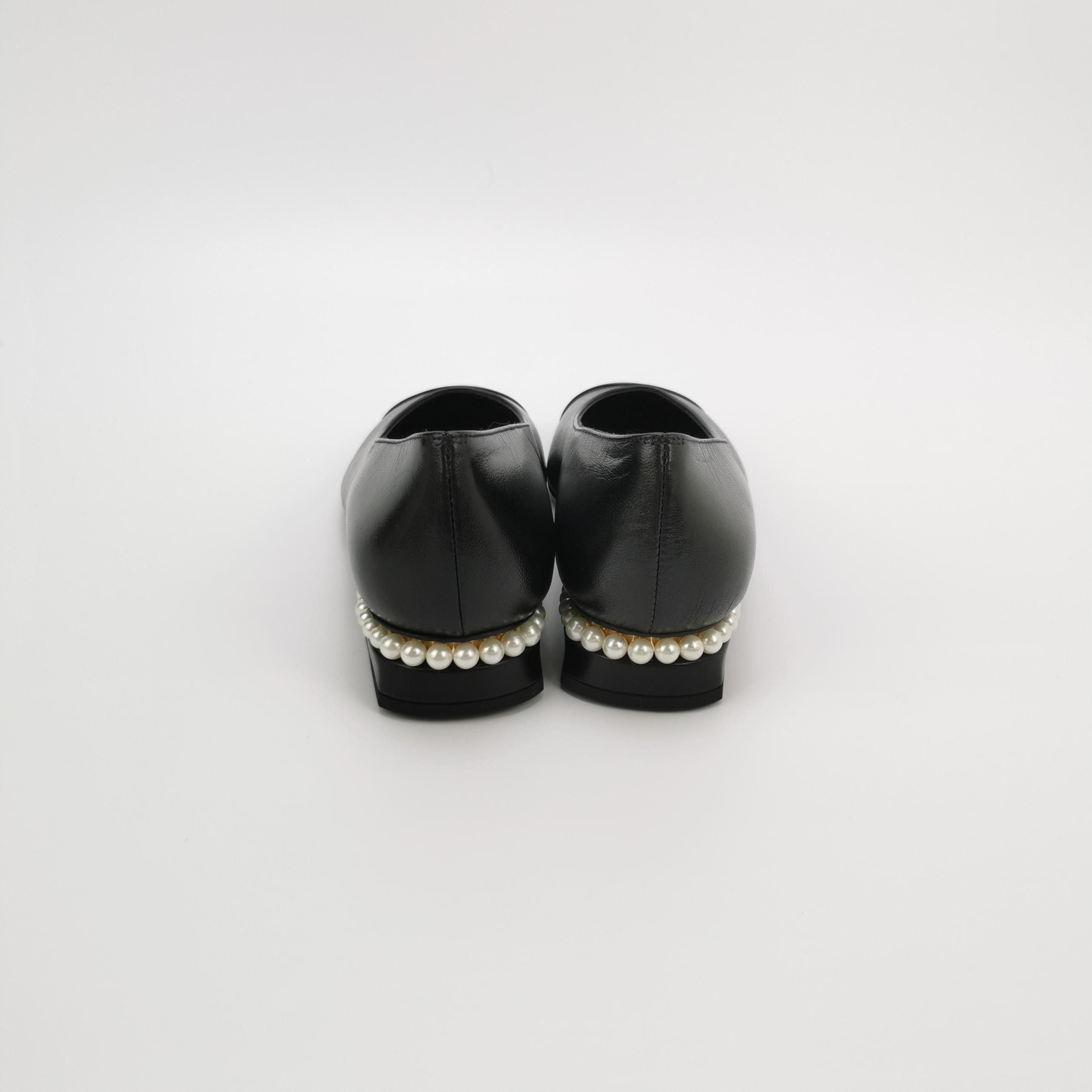 Chanel Chanel Women 8 Flats Size US 8 / IT 38 - 4 Thumbnail