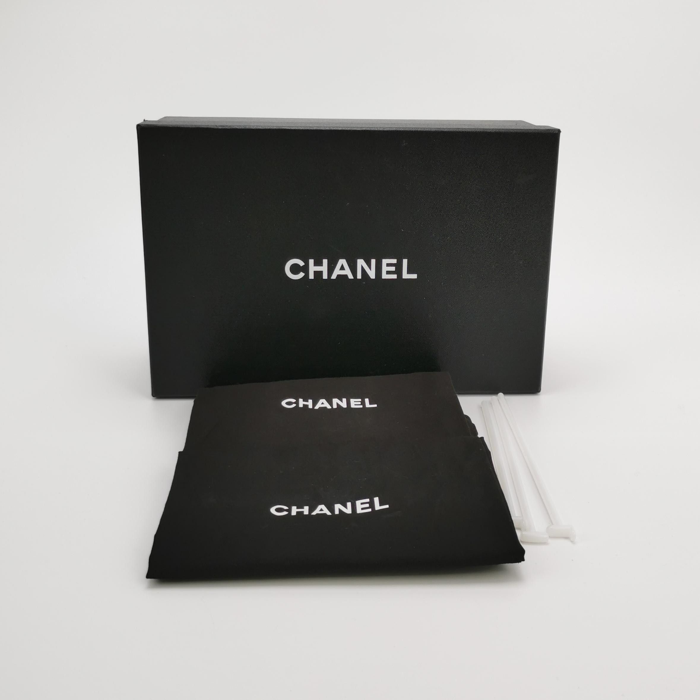 Chanel Chanel Women 5-5 Flats Size US 5.5 / IT 35.5 - 6 Thumbnail