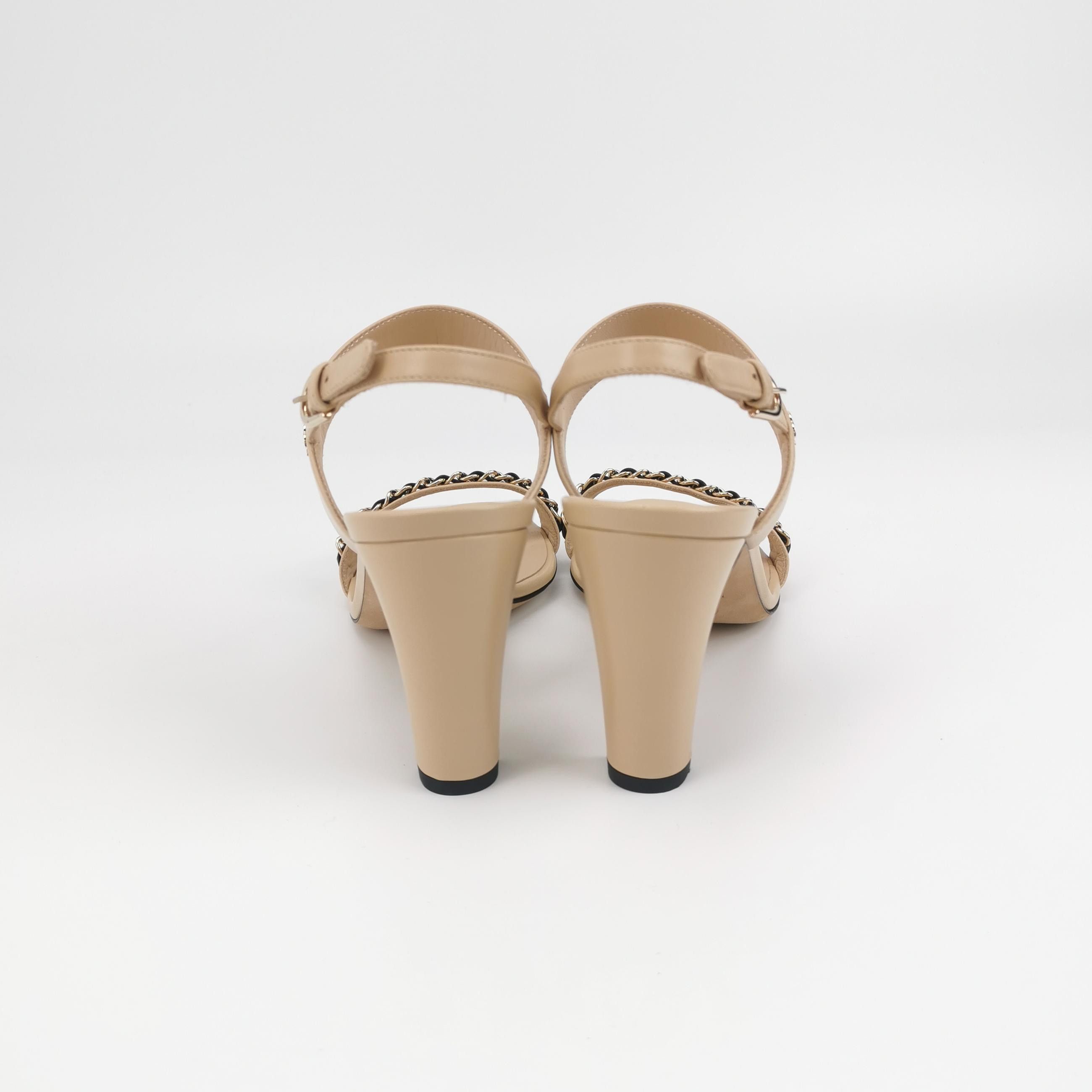 Chanel Chanel Women 7 Sandals Size US 7 / IT 37 - 4 Thumbnail