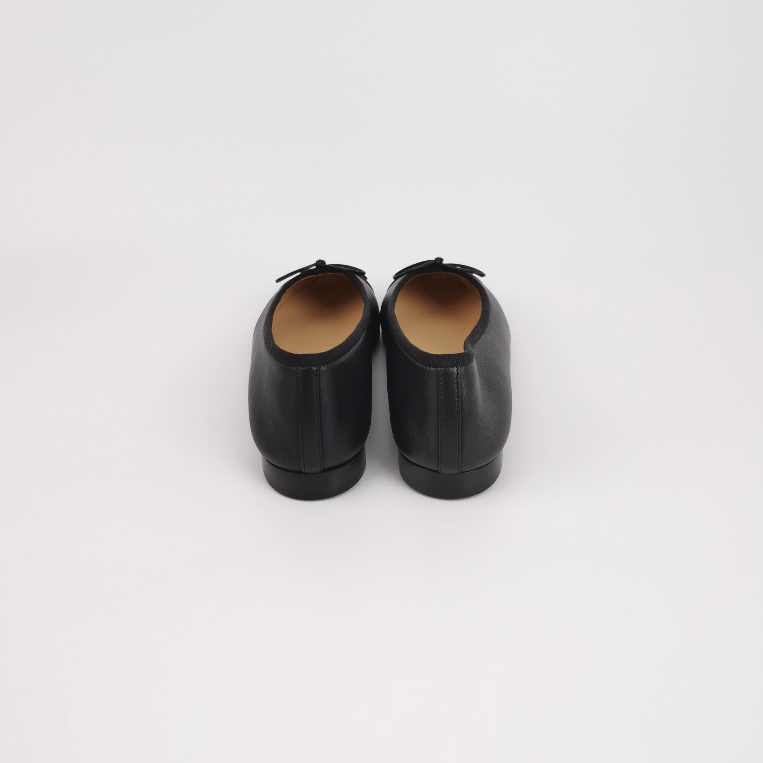 Chanel Chanel Women 7 Flats Size US 7 / IT 37 - 4 Thumbnail