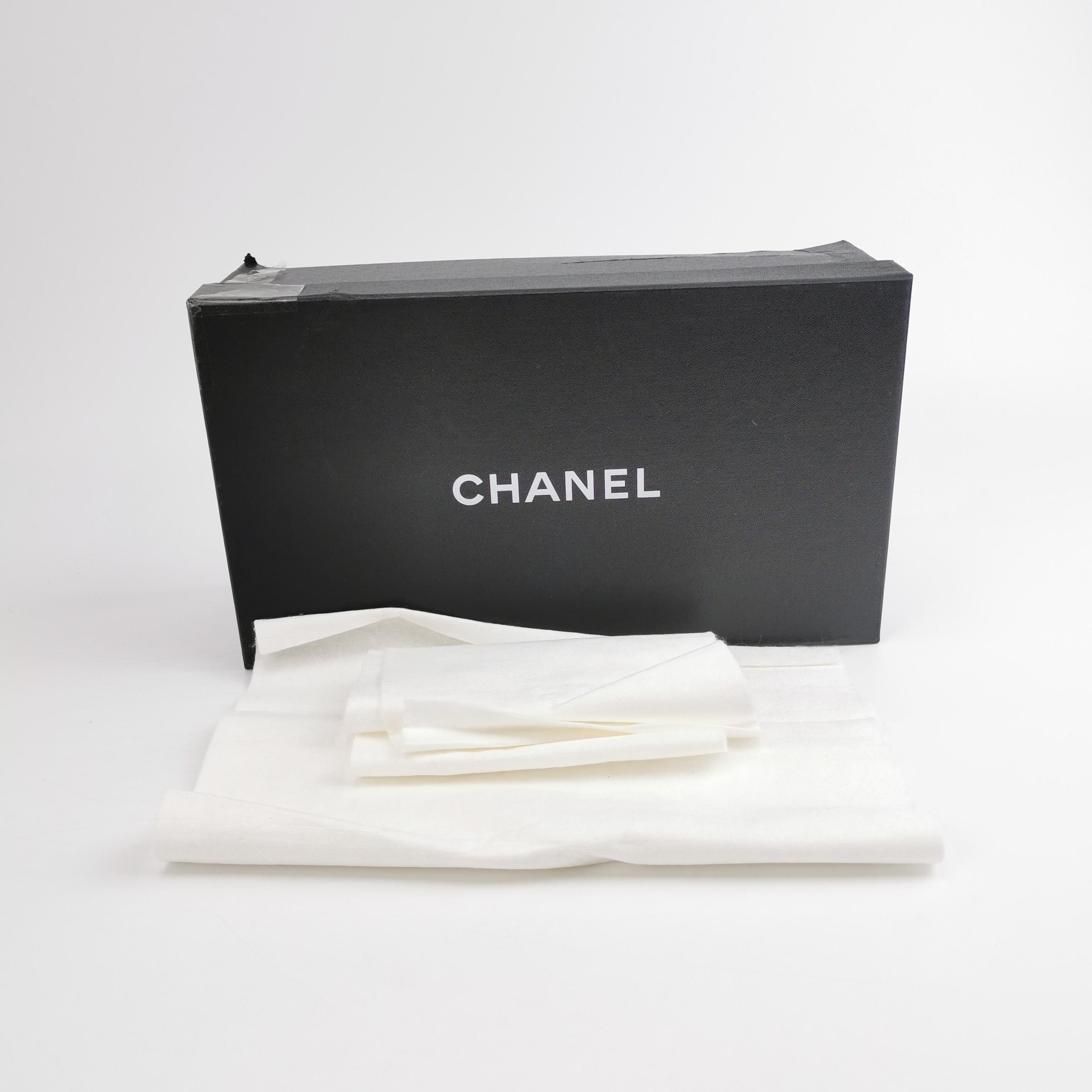 Chanel Chanel Women 6-5 Flats Size US 6.5 / IT 36.5 - 6 Thumbnail