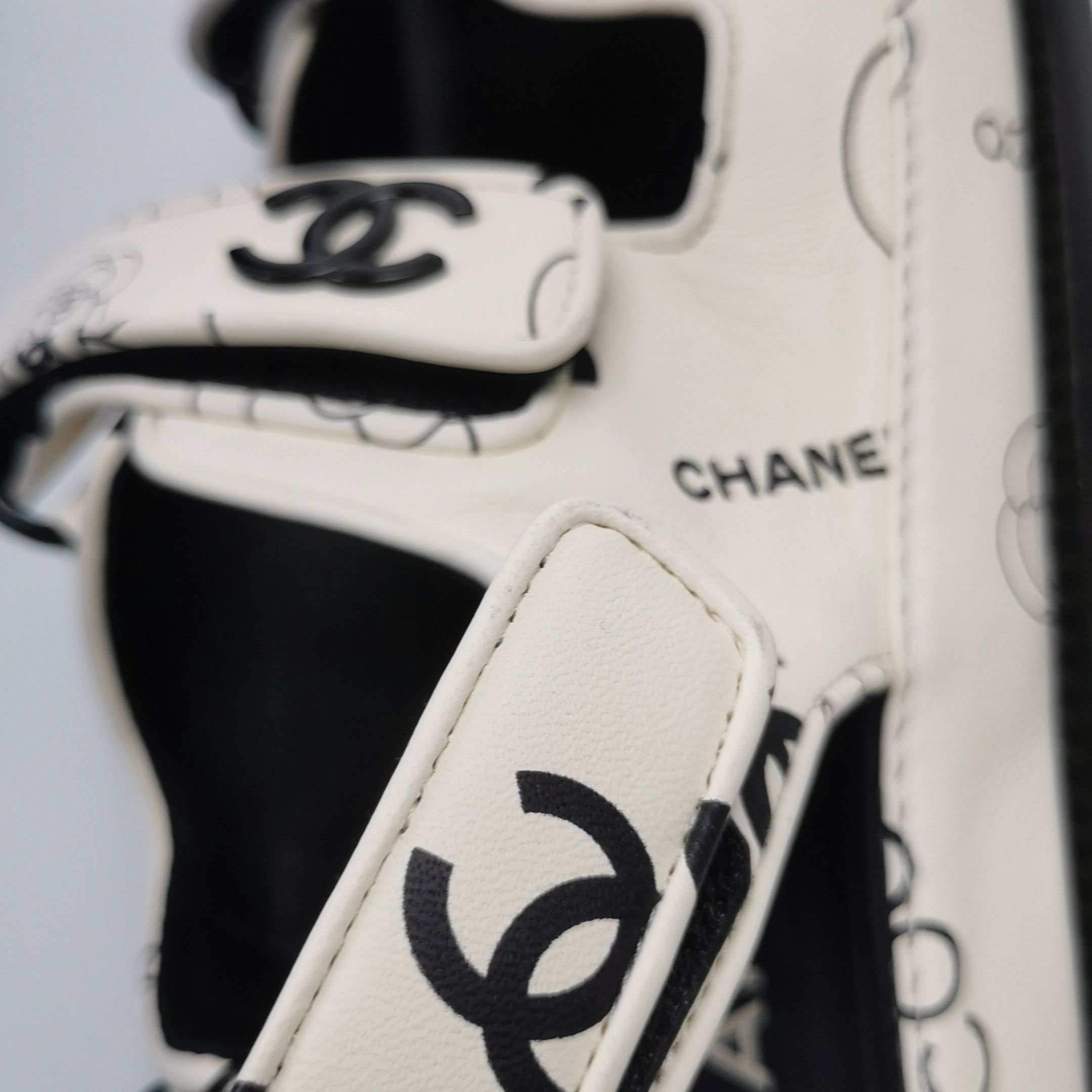 Chanel Chanel Women 7 Sandals Size US 7 / IT 37 - 7 Thumbnail