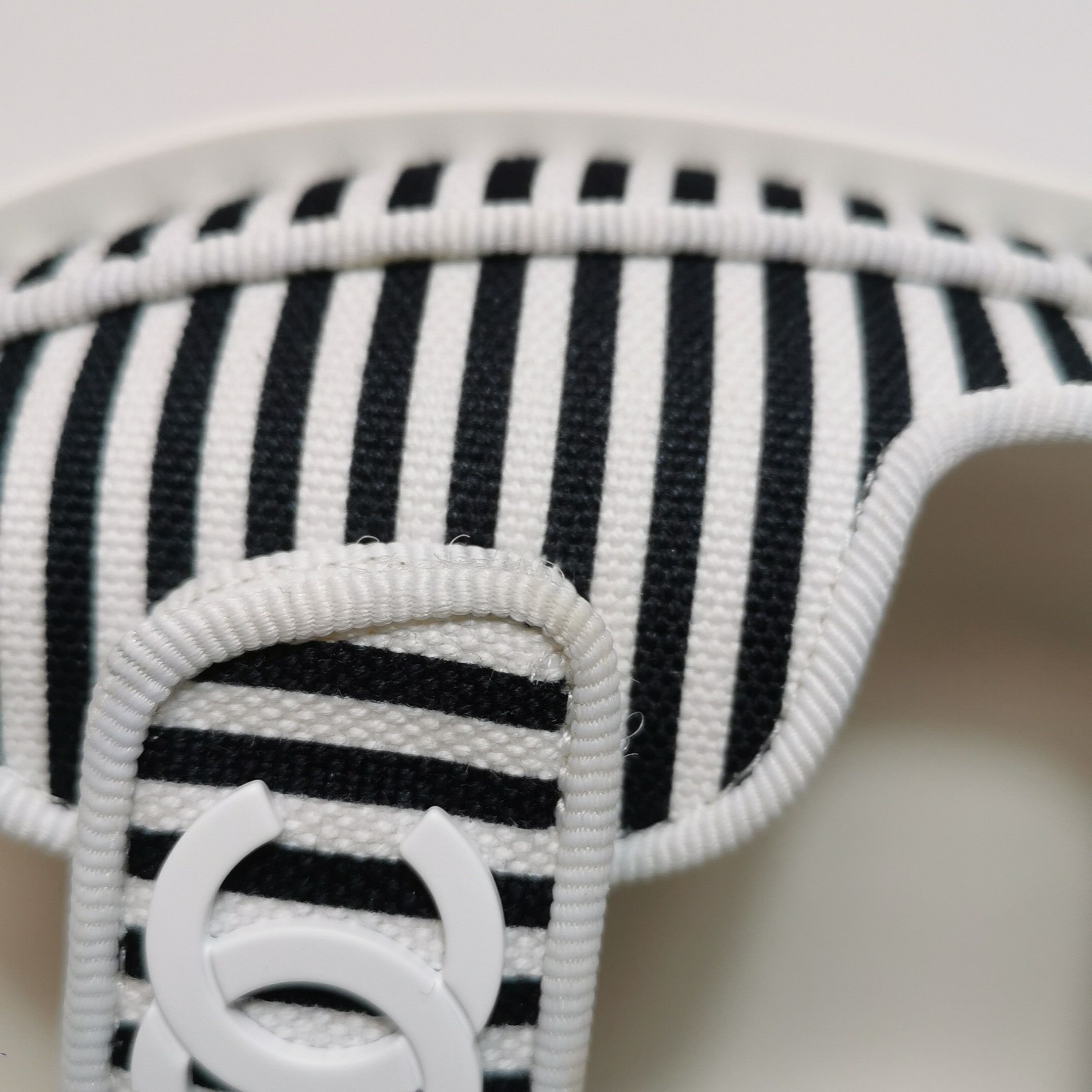 Chanel Chanel Women 7 Sandals Size US 7 / IT 37 - 9 Thumbnail