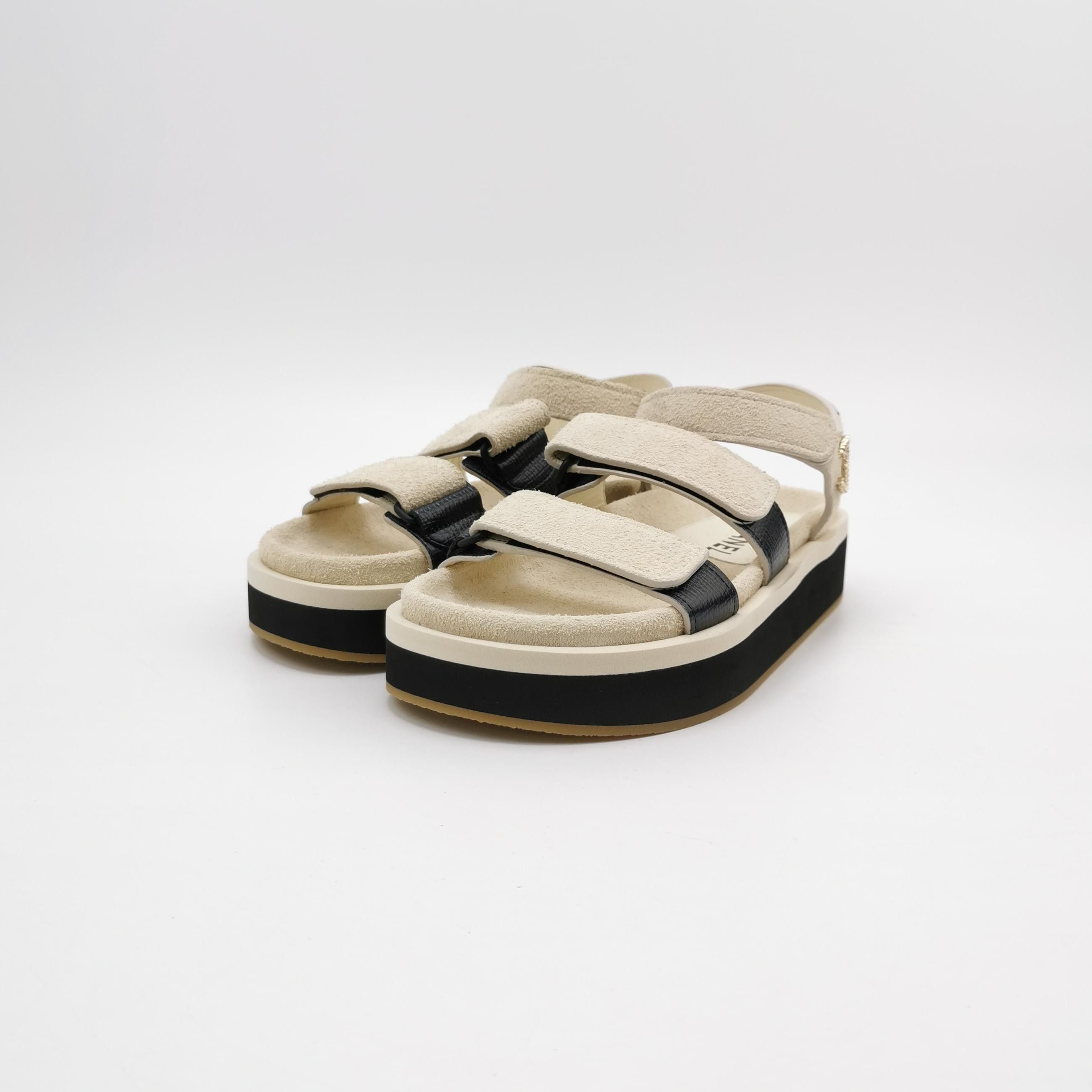 Chanel Chanel Women 7 Sandals Size US 7 / IT 37 - 2 Thumbnail