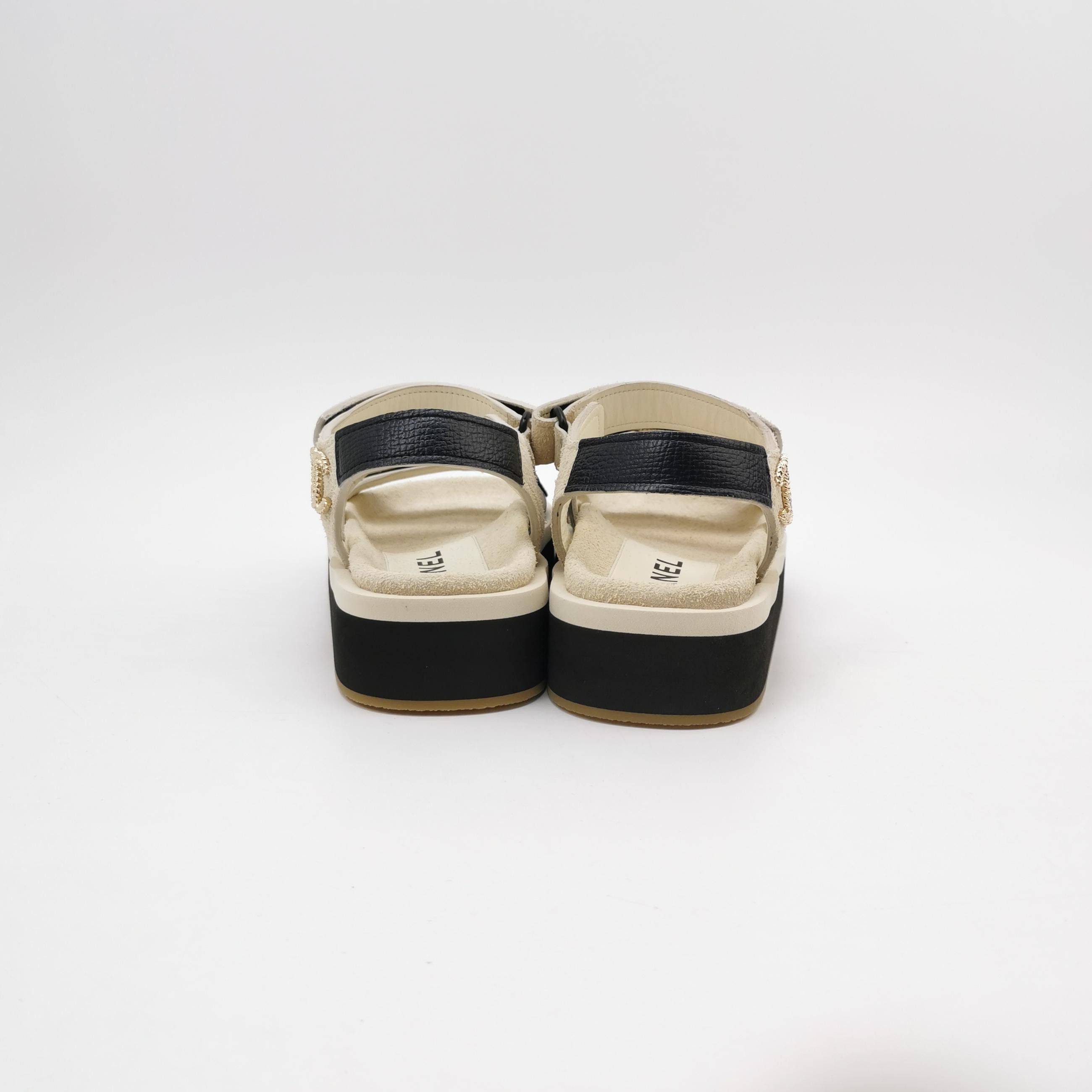 Chanel Chanel Women 7 Sandals Size US 7 / IT 37 - 4 Thumbnail