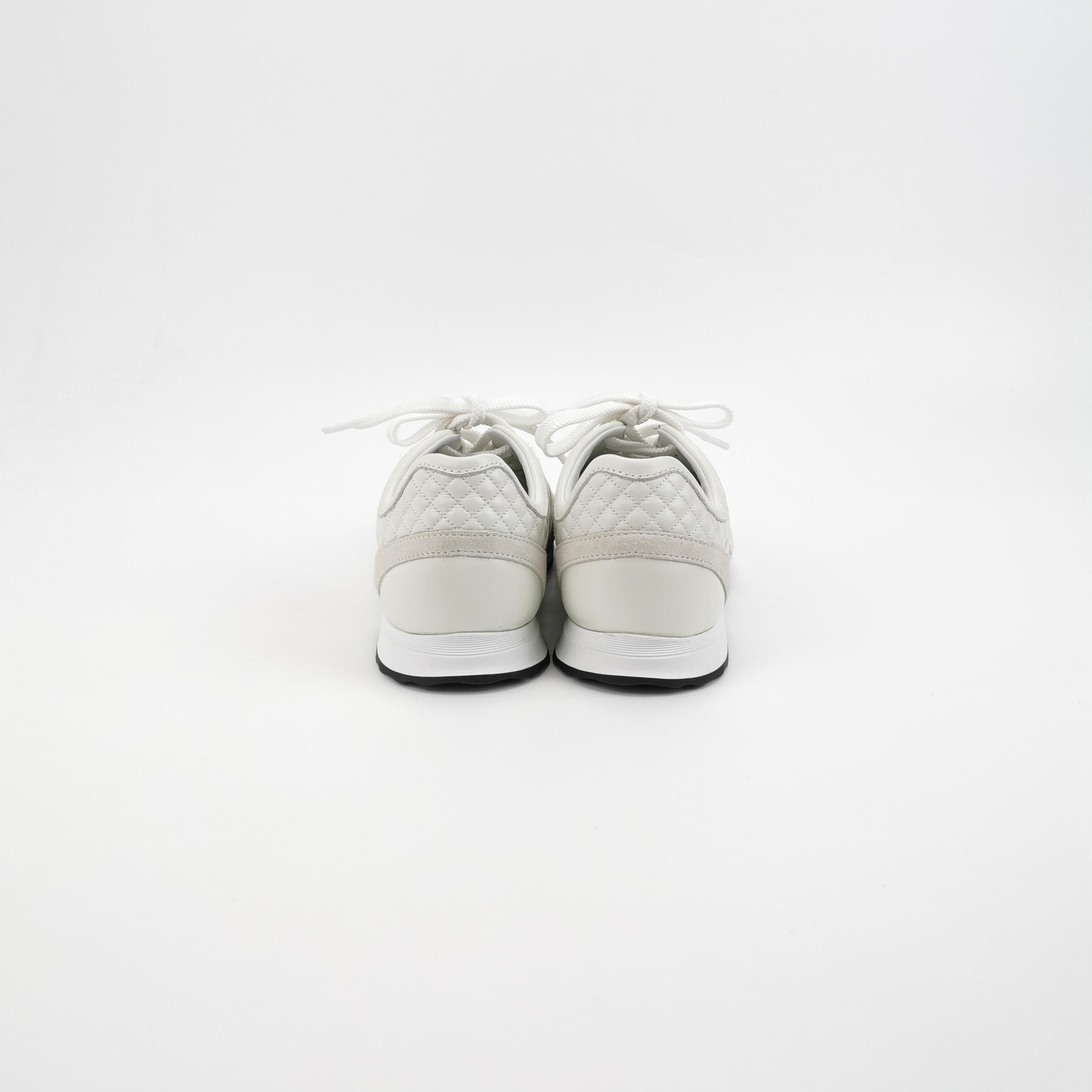 Chanel Chanel Women 7 Lowtop Sneakers Size US 7 / IT 37 - 4 Thumbnail