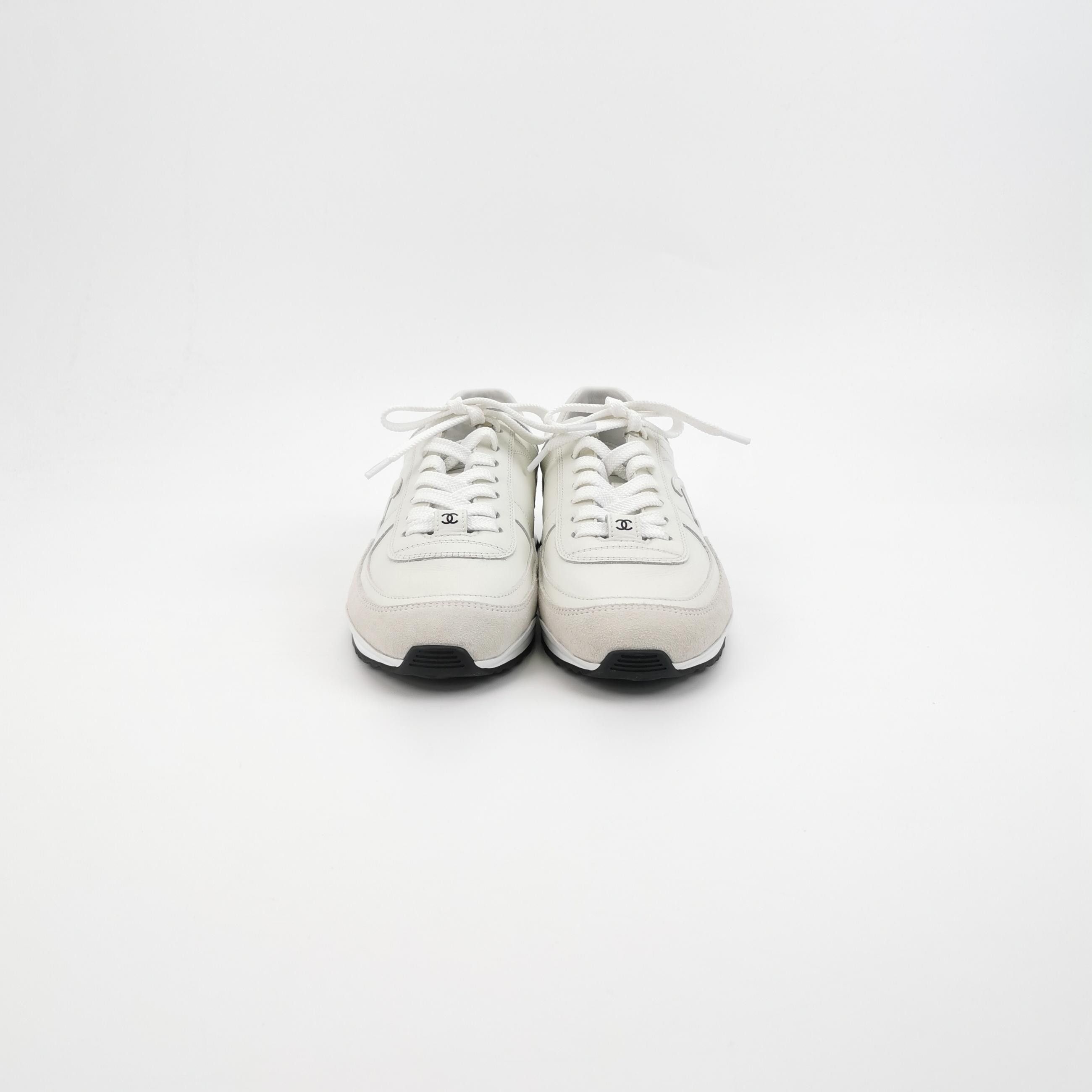 Chanel Chanel Women 7 Lowtop Sneakers Size US 7 / IT 37 - 3 Thumbnail