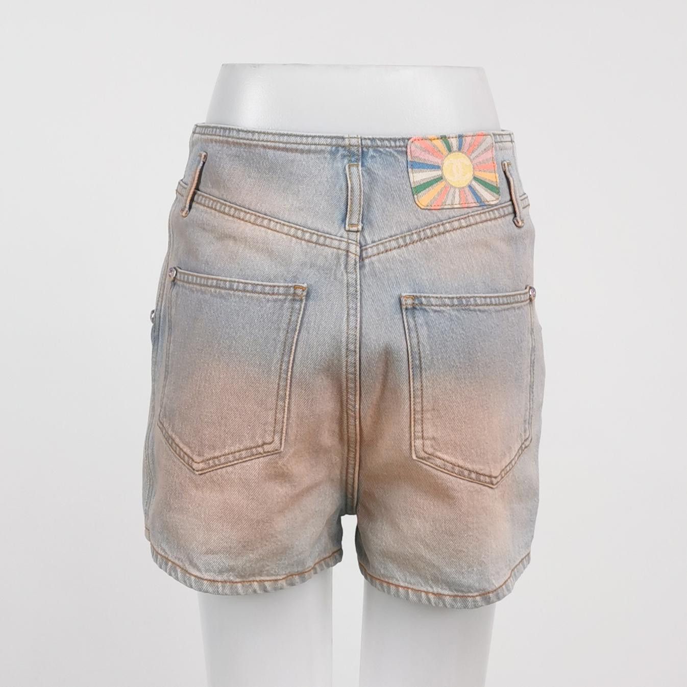 Chanel Chanel Women 38 Shorts Size 38" / US 16 / IT 52 - 2 Thumbnail
