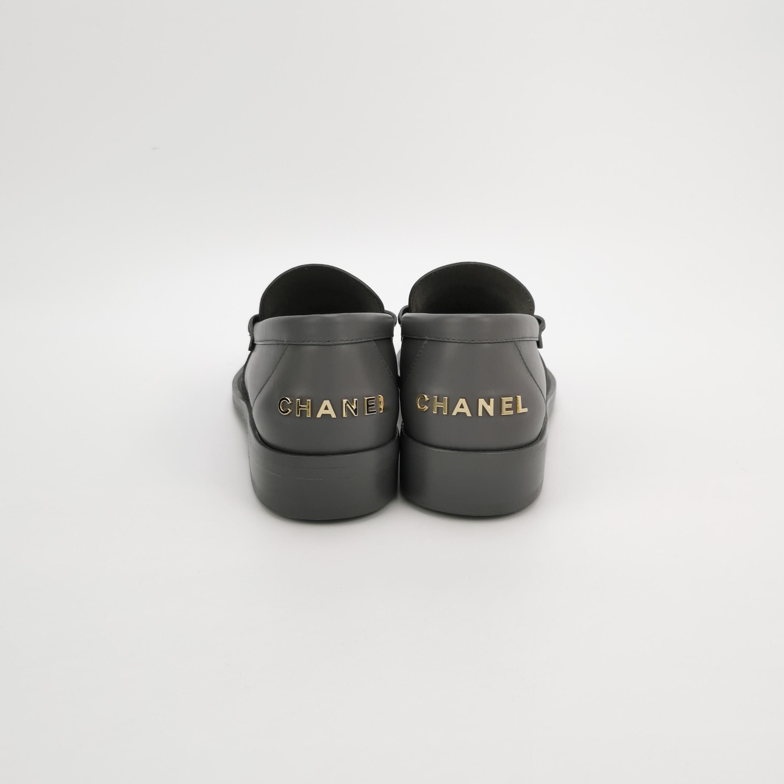 Chanel Chanel Women 7-5 Flats Size US 7.5 / IT 37.5 - 4 Thumbnail