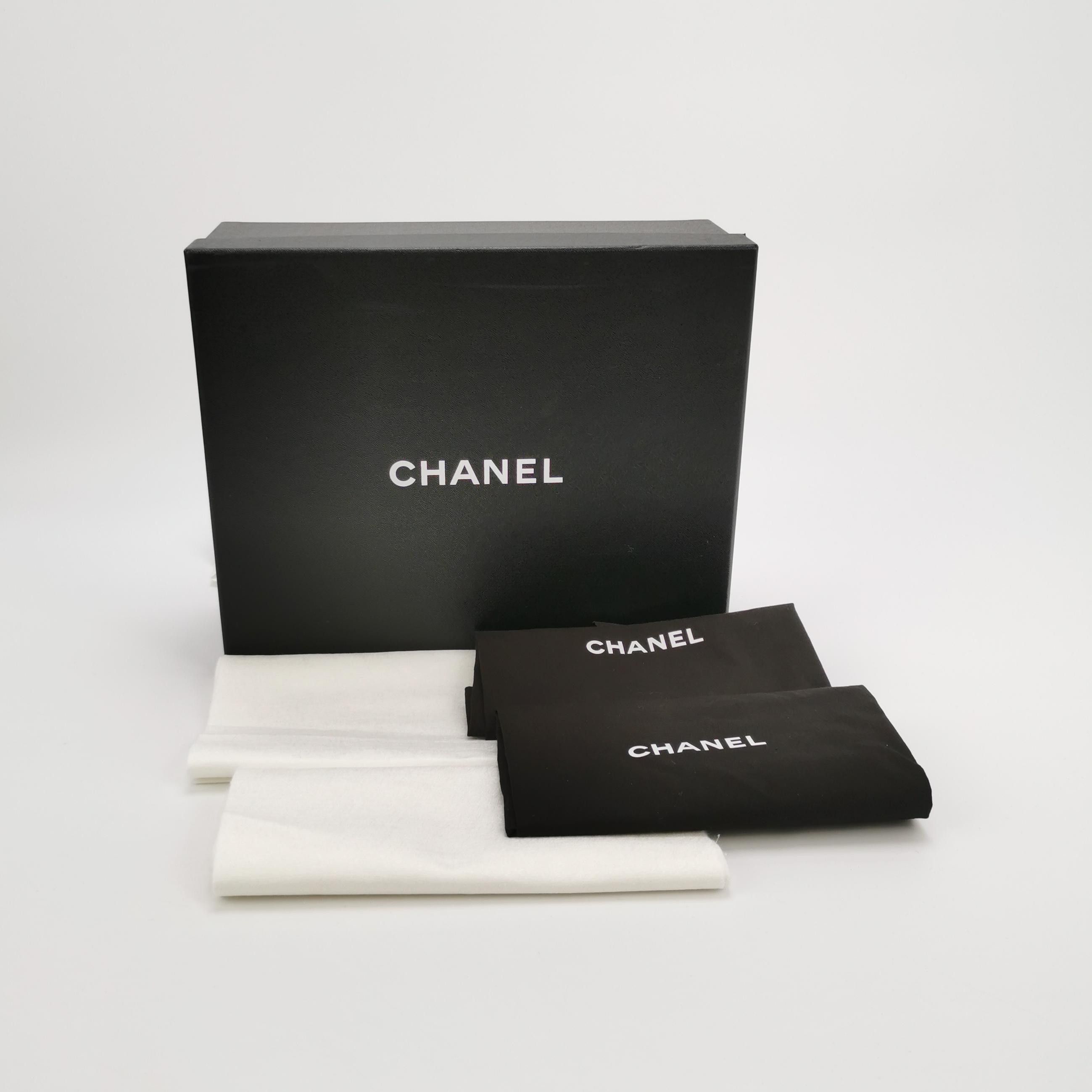 Chanel Chanel Women 7-5 Flats Size US 7.5 / IT 37.5 - 6 Thumbnail