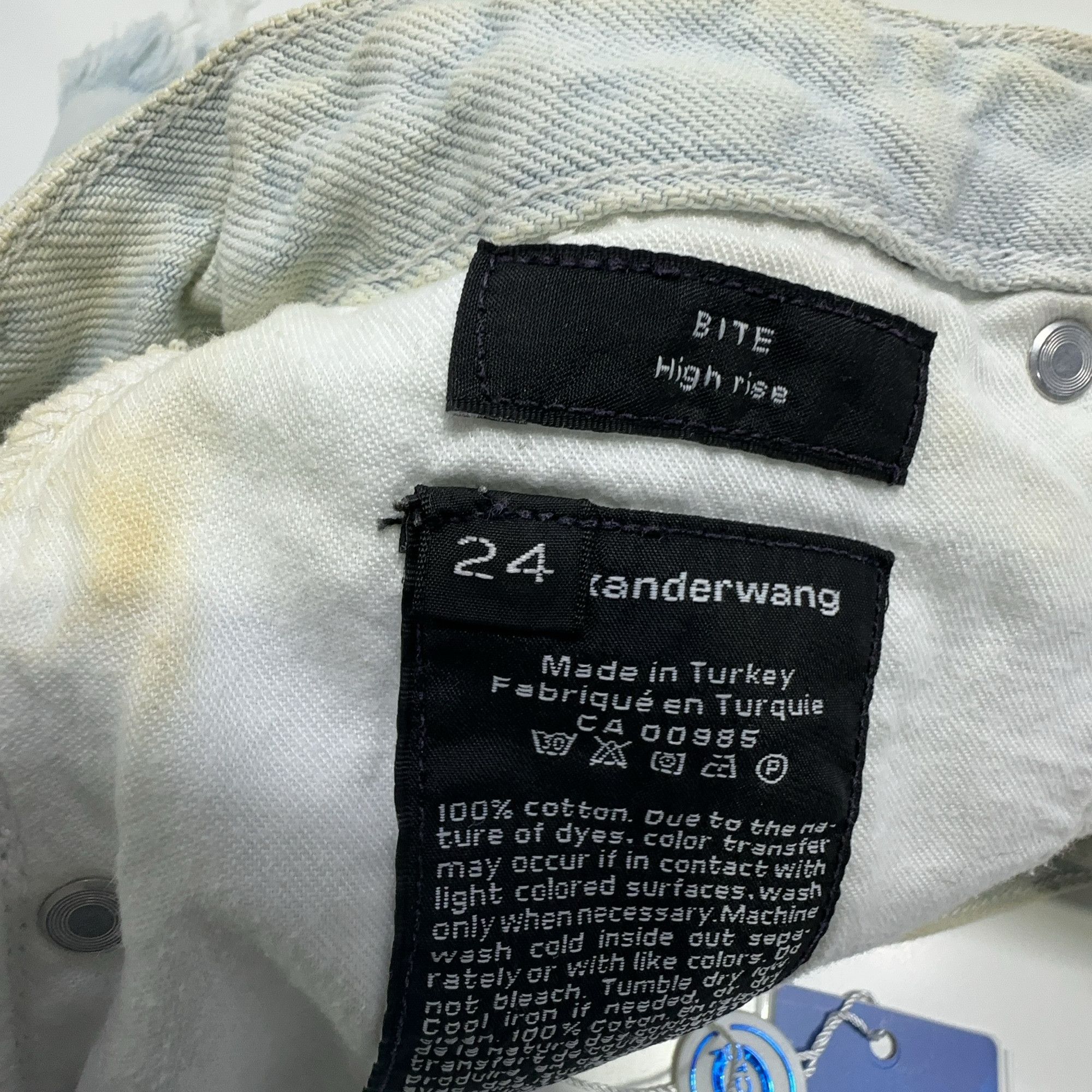 Alexander Wang Alexander Wang Bite Denim Shorts Size 24 Size 24" / US 00 / IT 34 - 3 Thumbnail