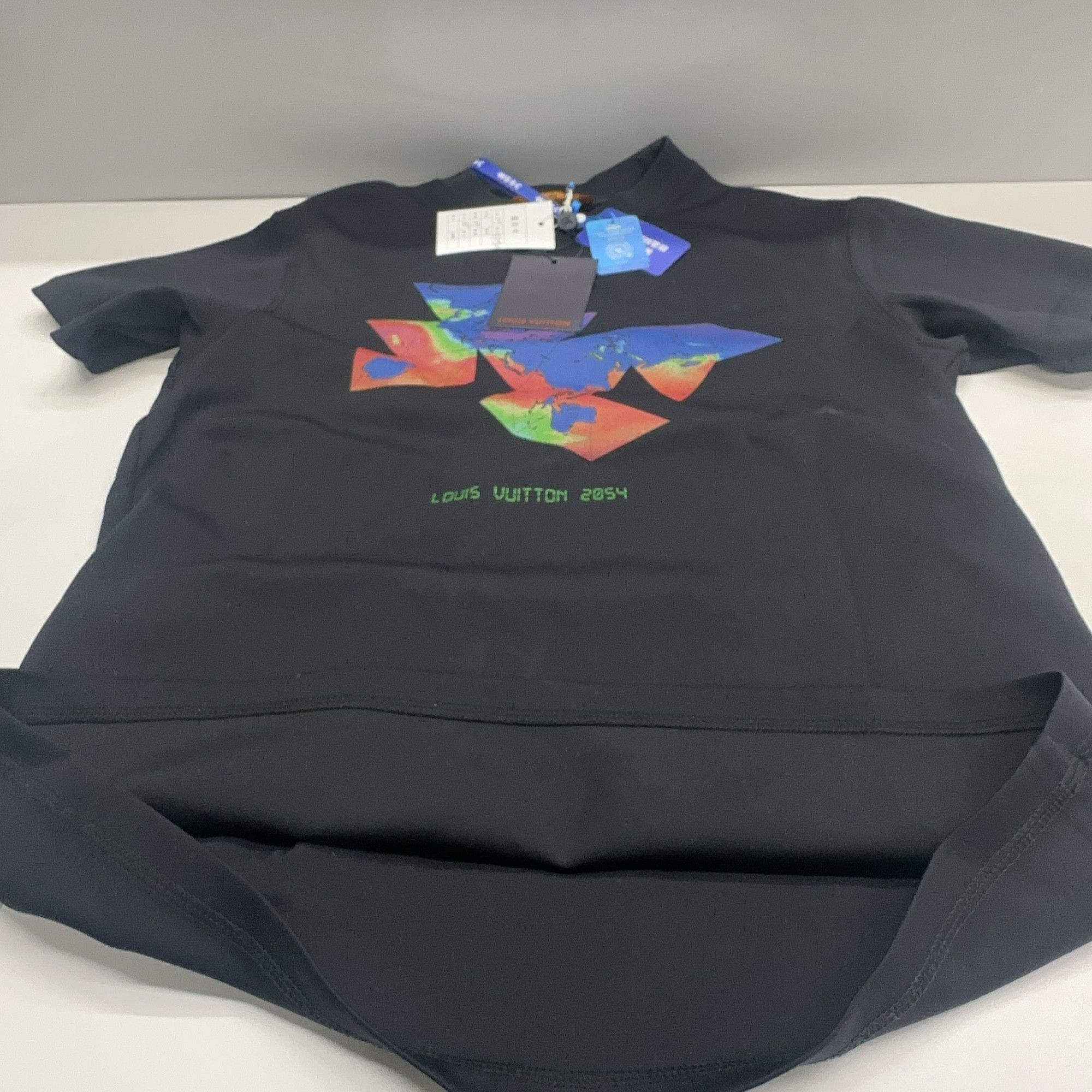 Louis Vuitton Louis Vuitton 2054 Map Print T-Shirt Black Size M Size US M / EU 48-50 / 2 - 7 Thumbnail