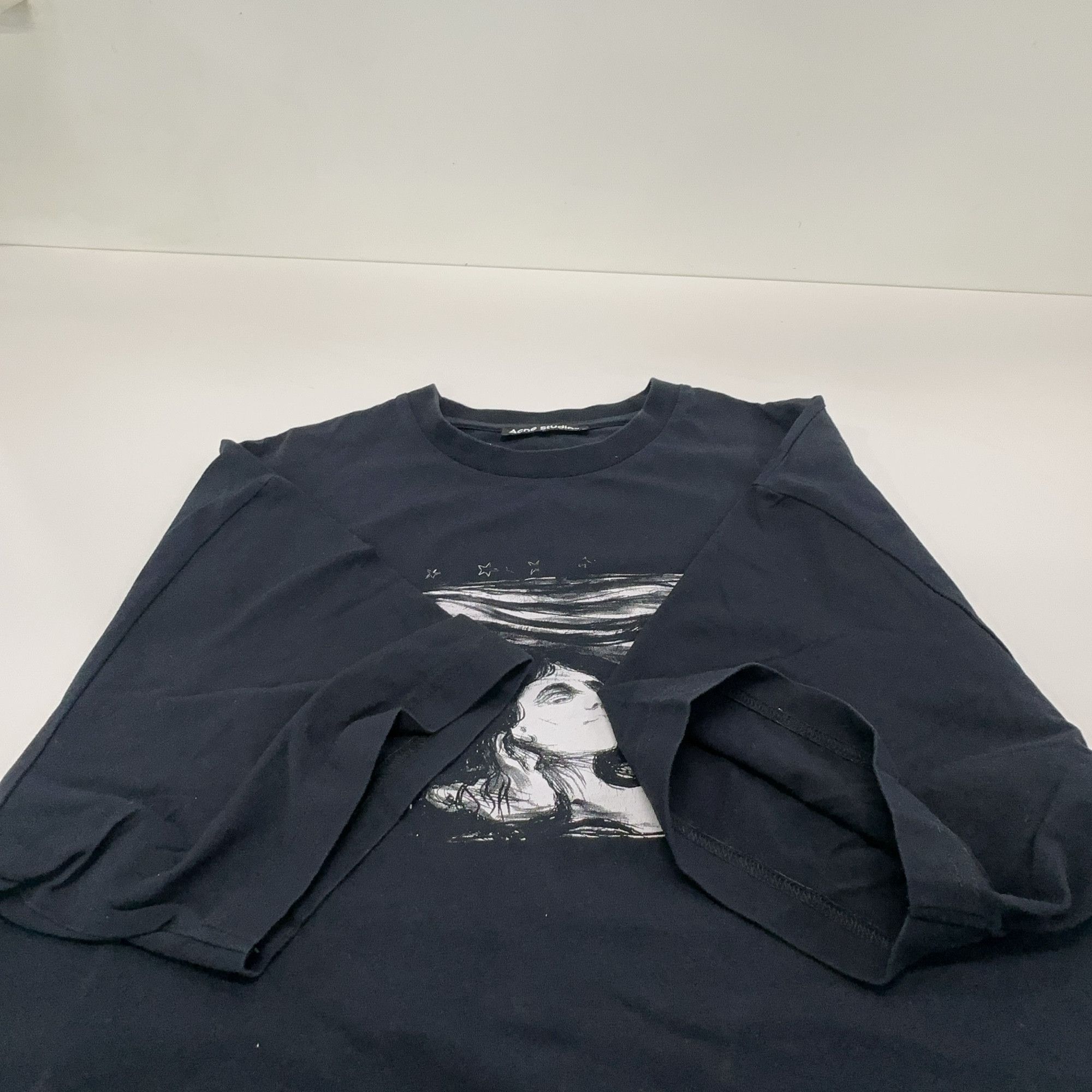 Acne Studios Acne Studios Lovers in the Waves Graphic T-Shirt L Size L / US 10 / IT 46 - 8 Thumbnail