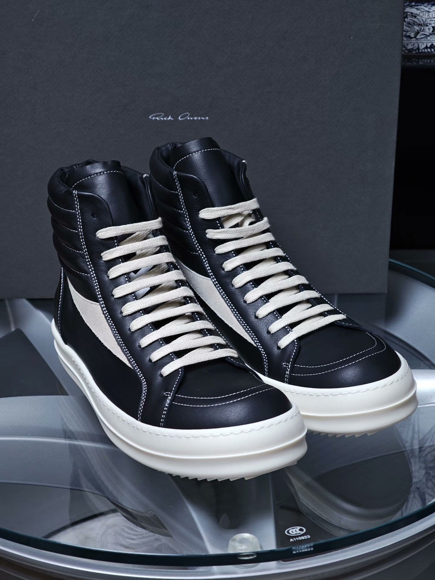 Rick Owens Rick Owens Leather High-Top Sneakers US 9 Size US 9 / EU 42 - 3 Thumbnail