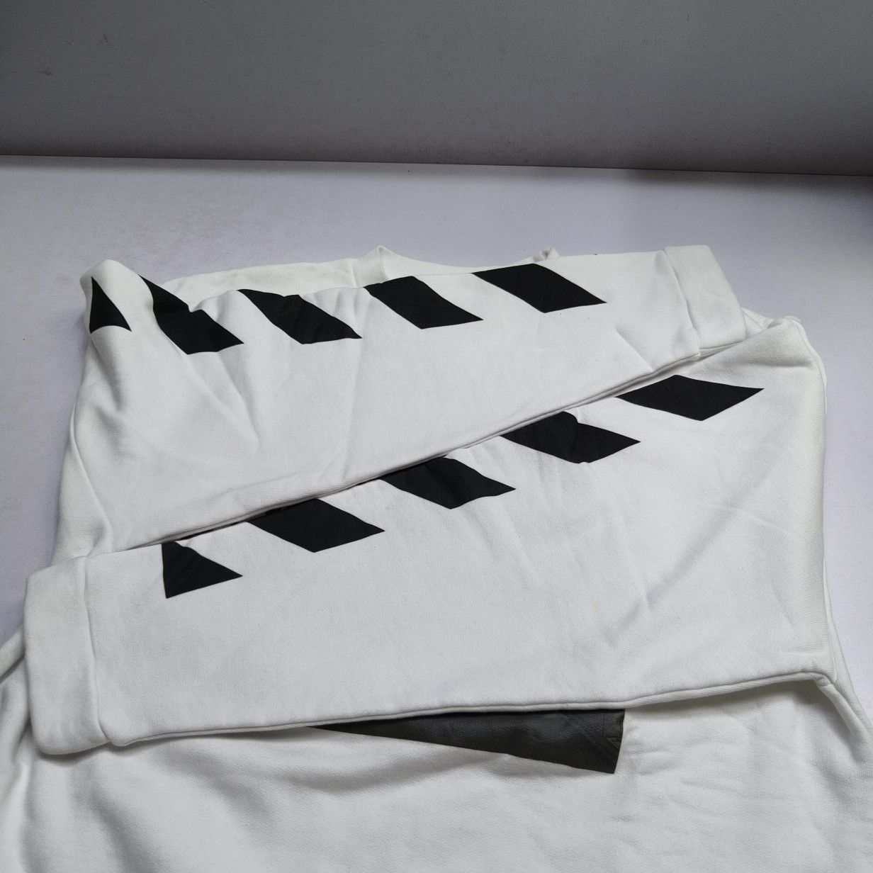 Off-White OFF-WHITE Chirico Print Sweatshirt Size XXS Size US XXS / EU 40 - 8 Thumbnail
