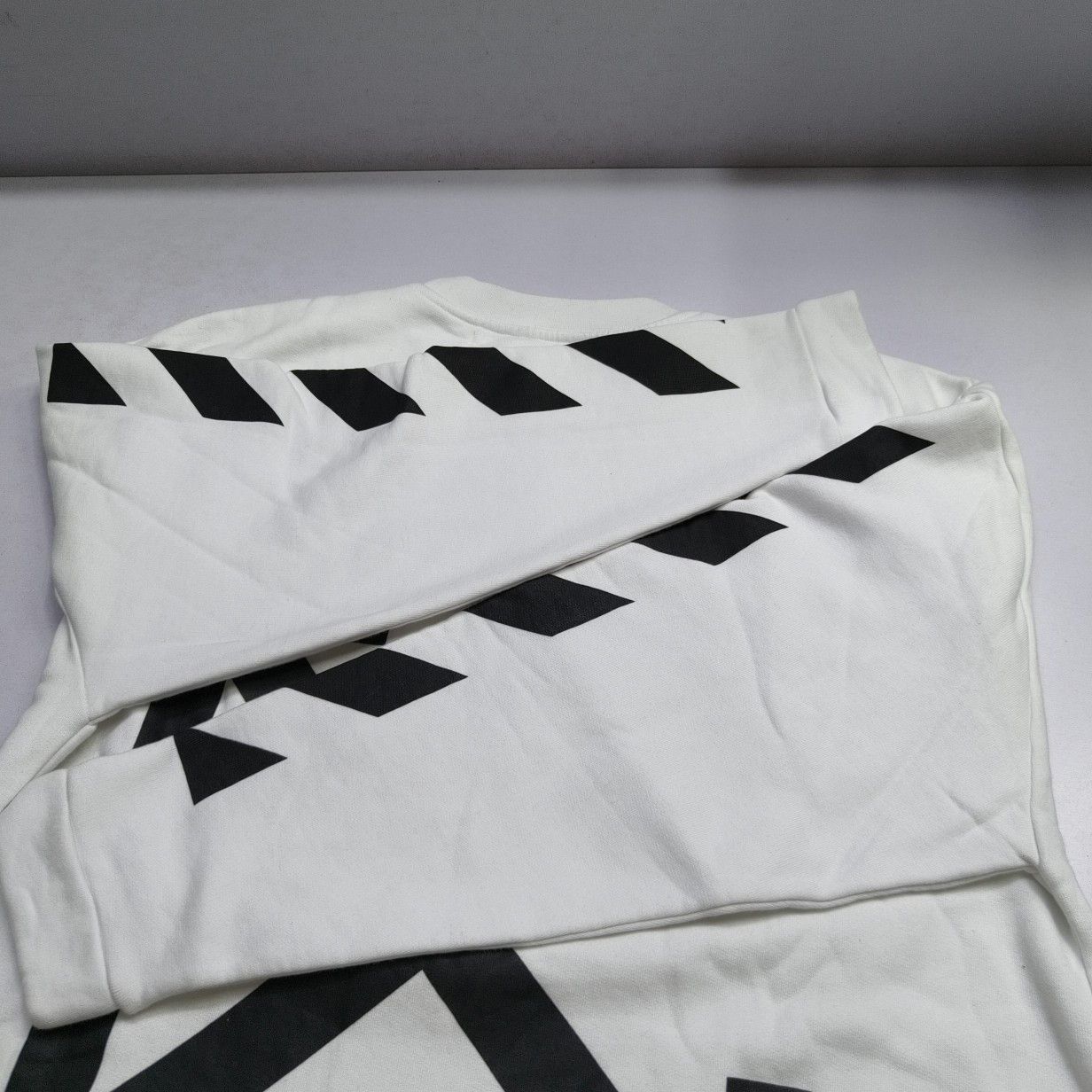 Off-White OFF-WHITE Chirico Print Sweatshirt Size XXS Size US XXS / EU 40 - 18 Thumbnail