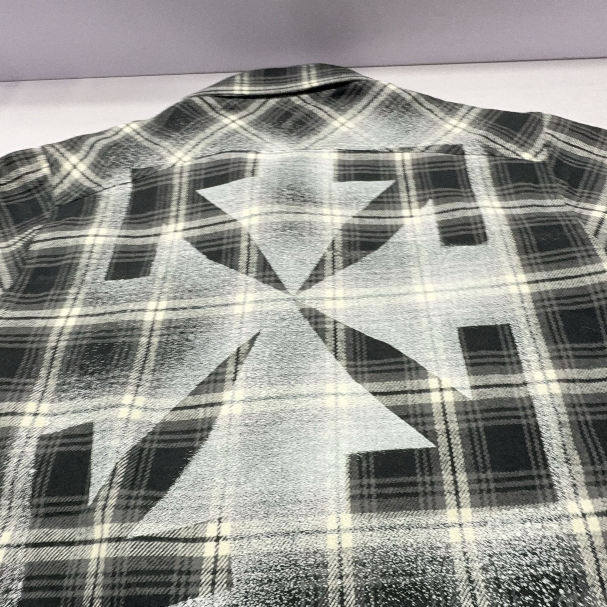 Off-White OFF-WHITE Plaid Arrow Logo Shirt Size L Size US L / EU 52-54 / 3 - 5 Thumbnail