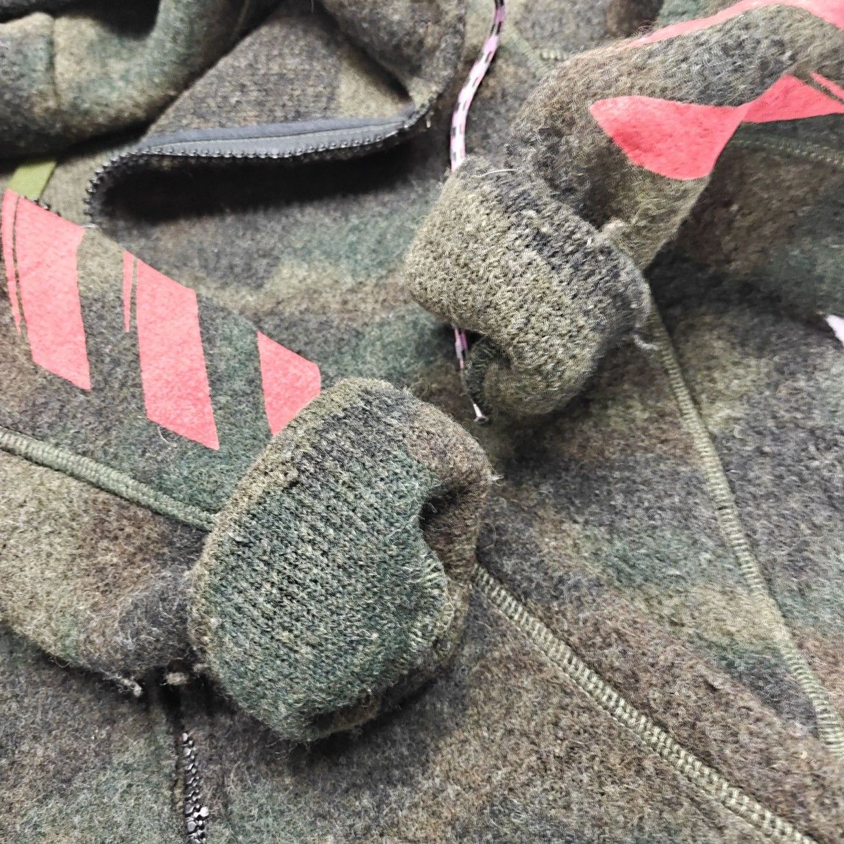 Off-White OFF-WHITE Camo Zip Hoodie Size S Size US S / EU 44-46 / 1 - 7 Thumbnail