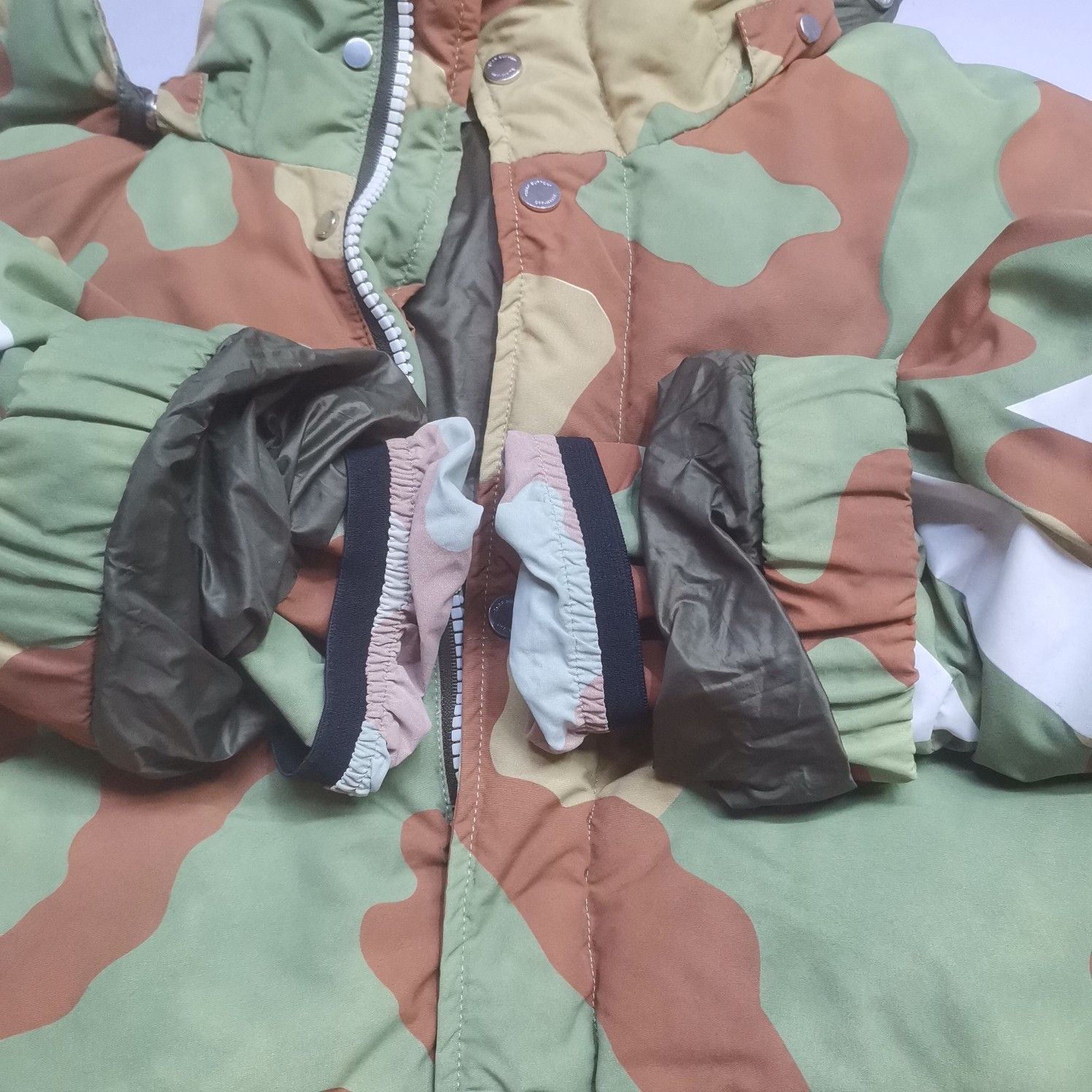 Off-White Off-White Camo Down Puffer Jacket Size M Size US M / EU 48-50 / 2 - 10 Thumbnail