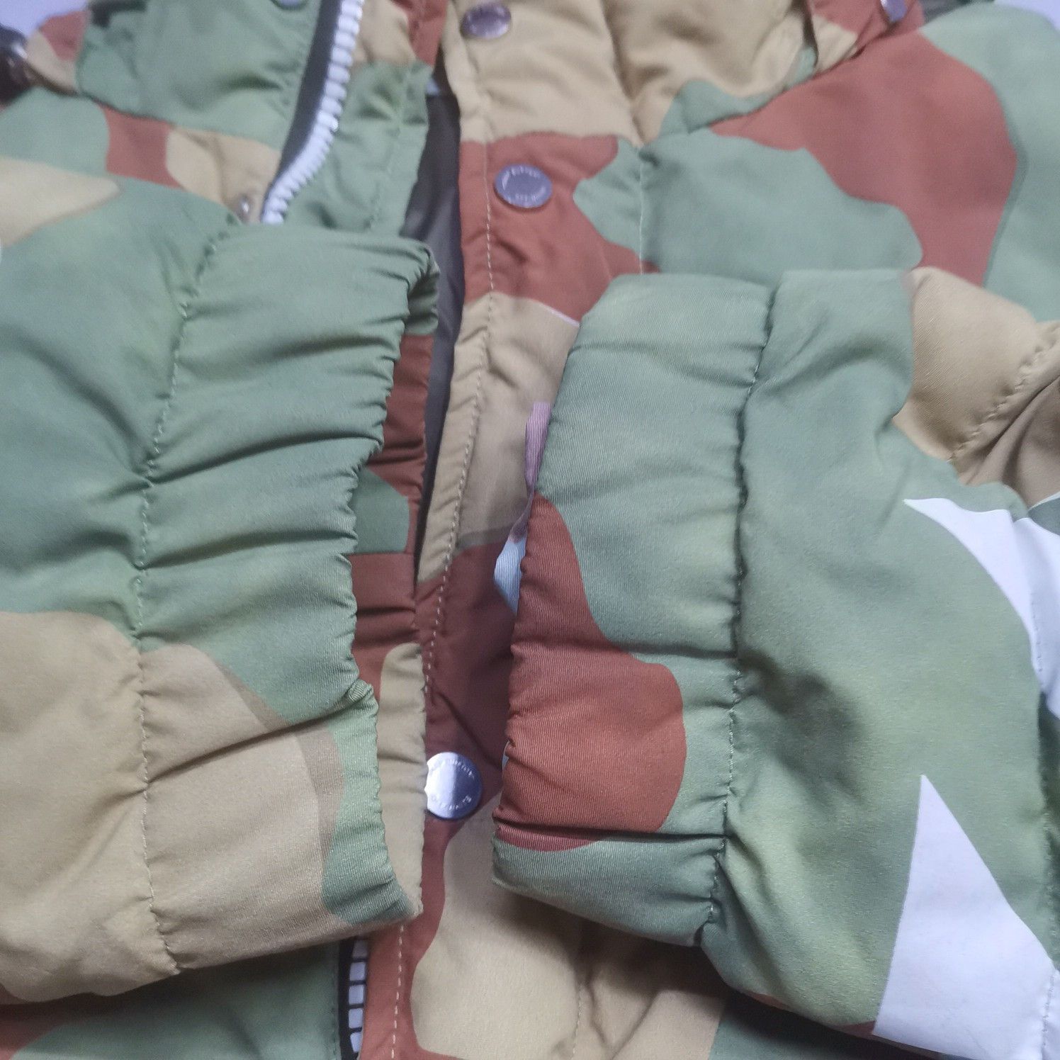 Off-White Off-White Camo Down Puffer Jacket Size M Size US M / EU 48-50 / 2 - 9 Thumbnail