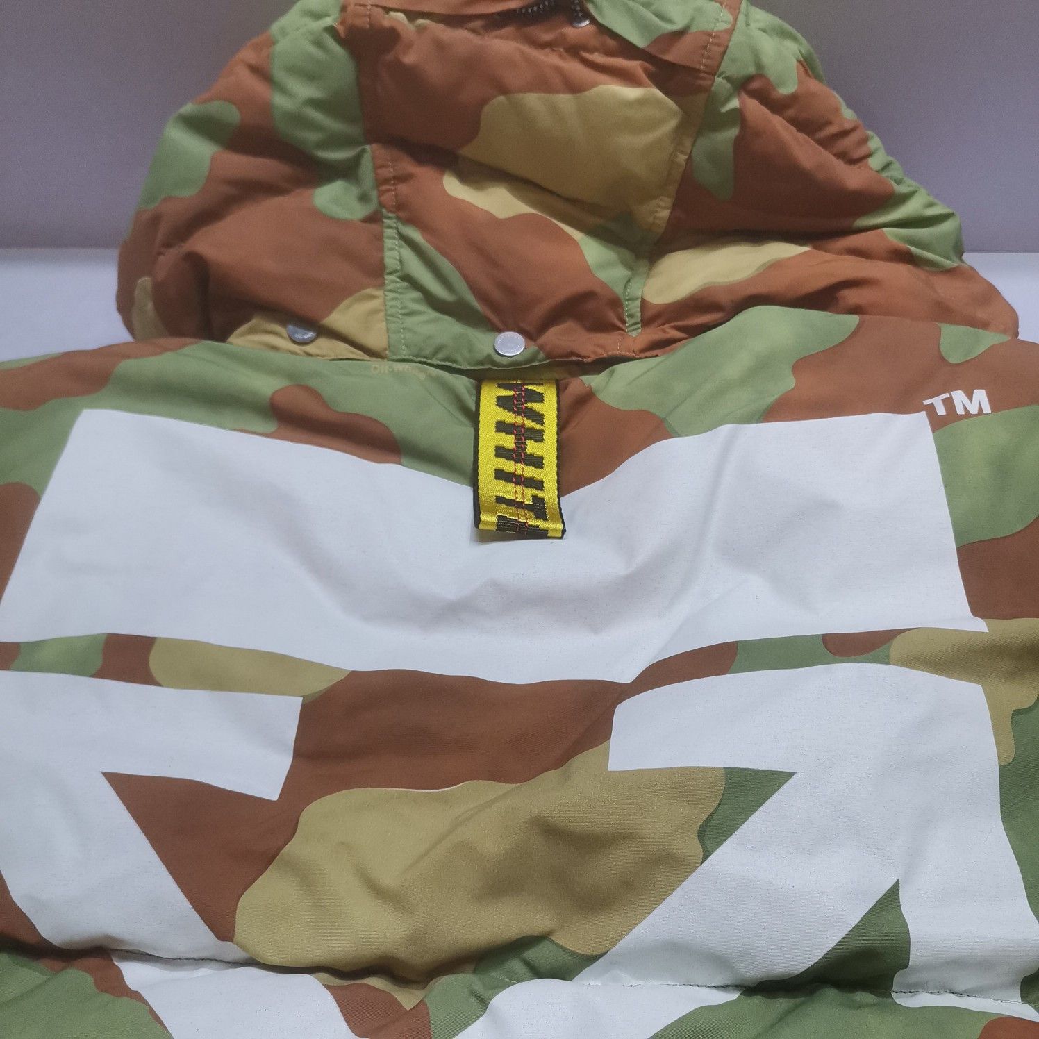 Off-White Off-White Camo Down Puffer Jacket Size M Size US M / EU 48-50 / 2 - 6 Thumbnail
