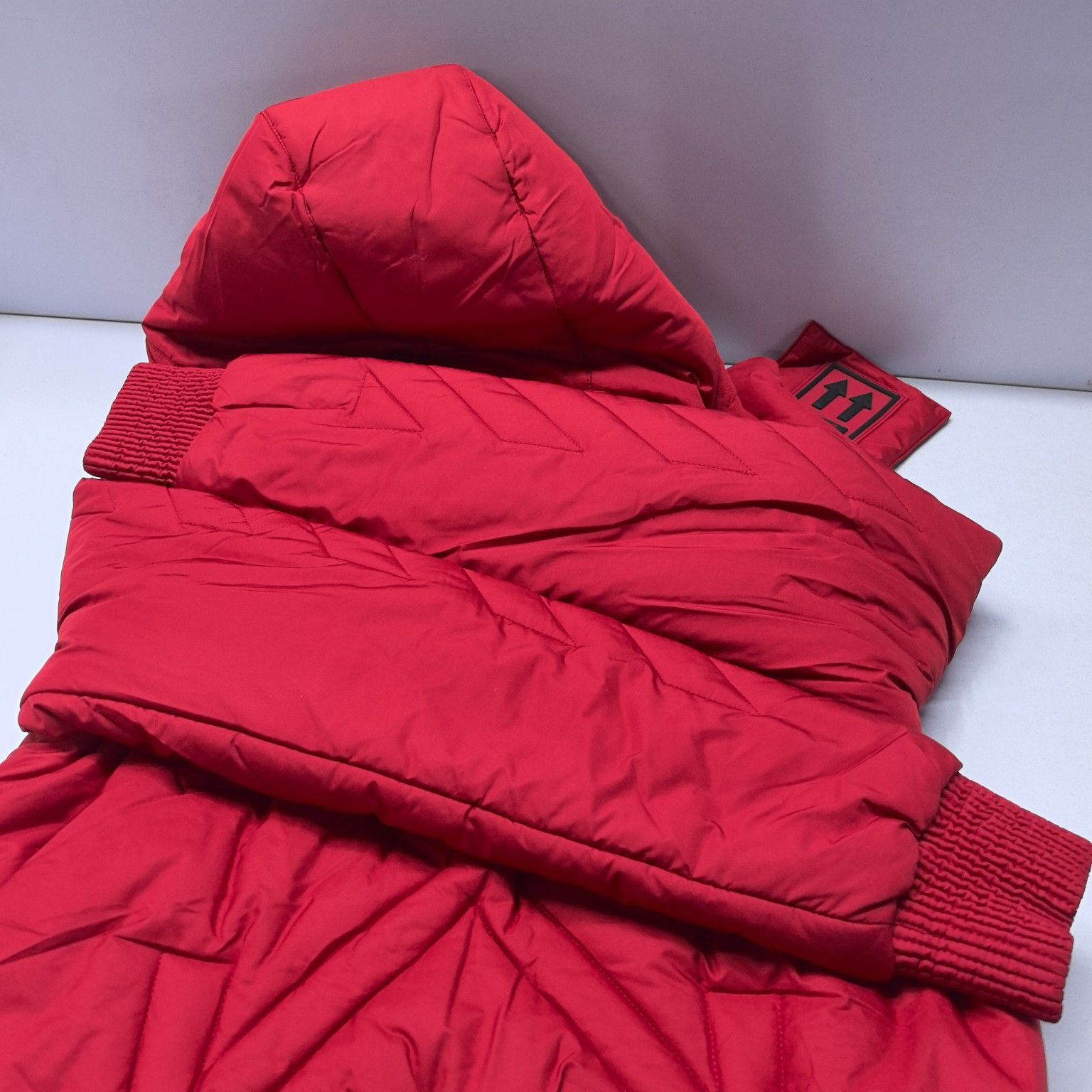 Off-White Off-White Arrow Back Padded Jacket Size 40 Size S / US 4 / IT 40 - 16 Thumbnail
