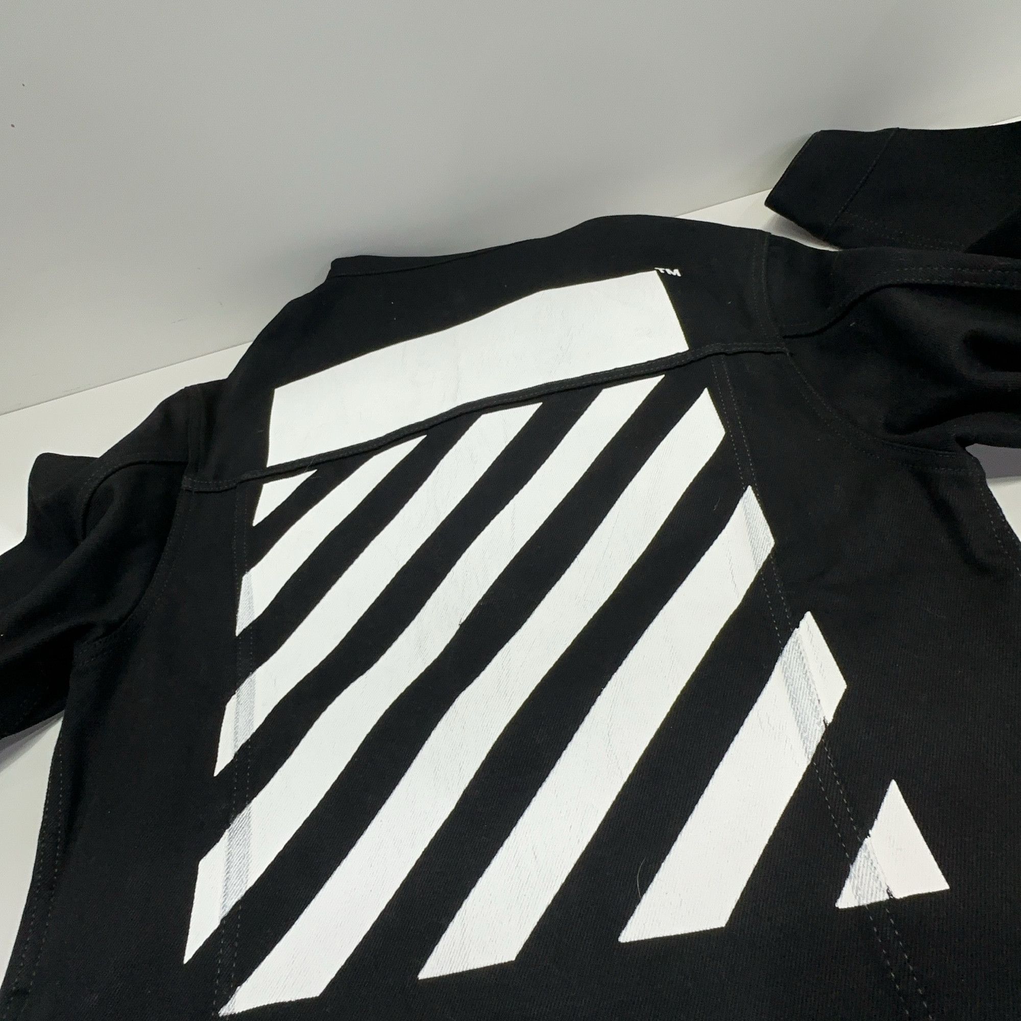 Off-White OFF-WHITE Logo Print Denim Jacket Size S Size US S / EU 44-46 / 1 - 9 Thumbnail