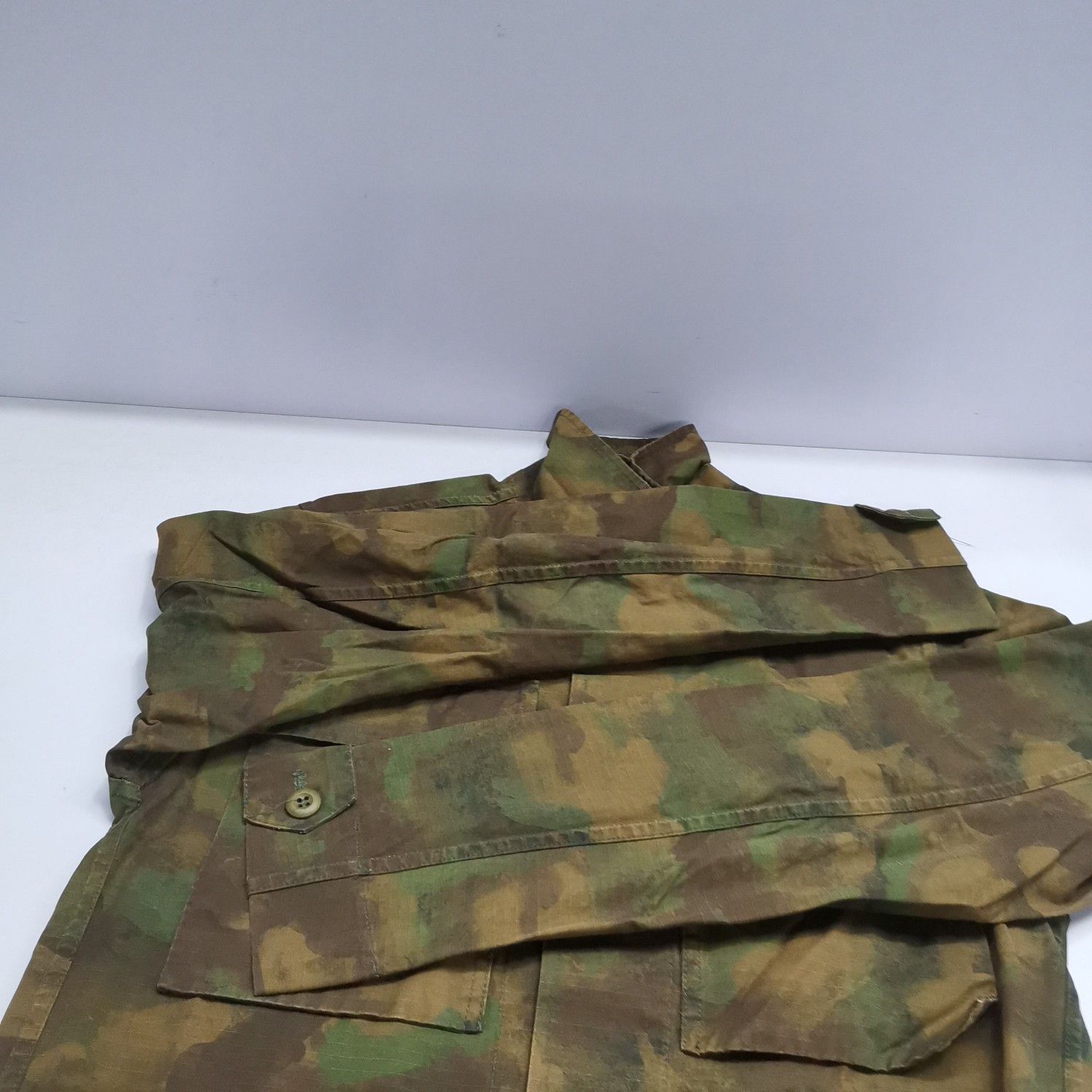 Off-White OFF-WHITE Camo Print Shirt Size XS Size US XS / EU 42 / 0 - 9 Thumbnail