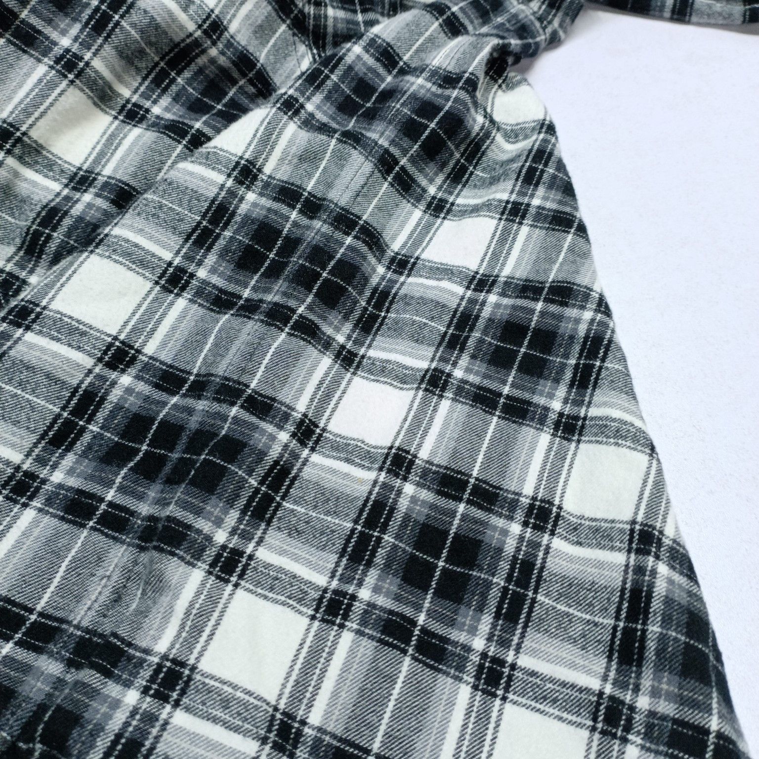 Off-White Off-White Black Plaid Flannel Shirt Size XL Size US XL / EU 56 / 4 - 12 Thumbnail