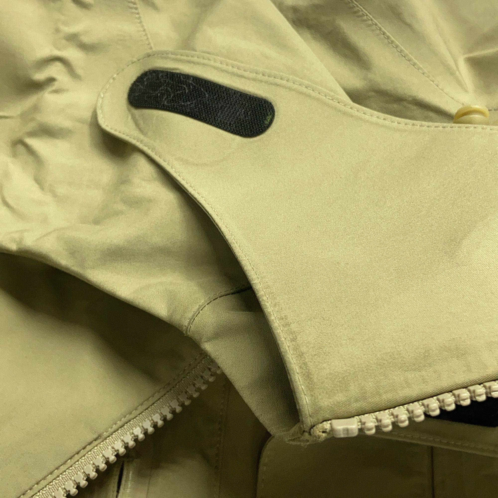 Nike × Off-White Nike x Off-White Gore-Tex Shell Jacket Size XL Size US XL / EU 56 / 4 - 7 Thumbnail