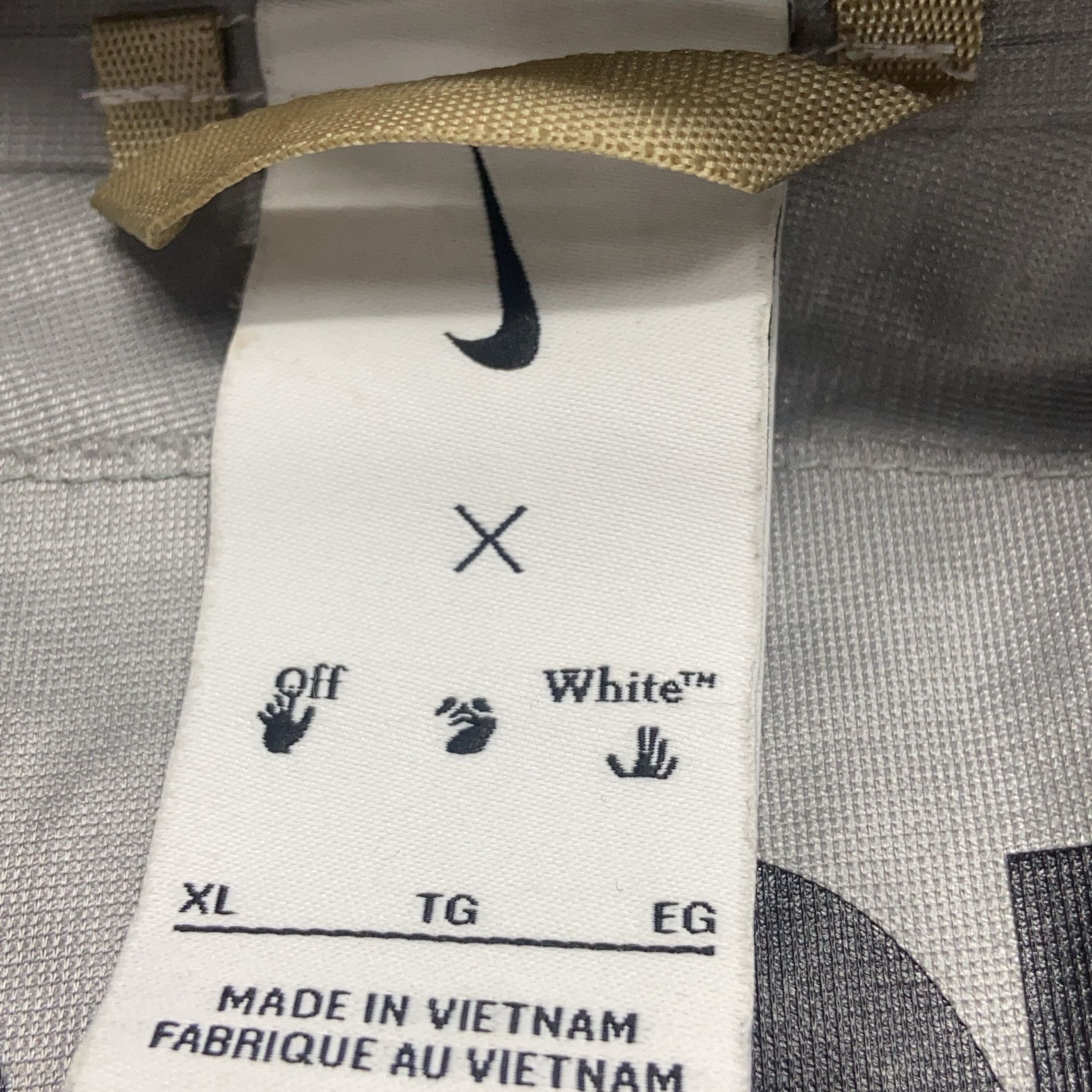 Nike × Off-White Nike x Off-White Gore-Tex Shell Jacket Size XL Size US XL / EU 56 / 4 - 4 Thumbnail