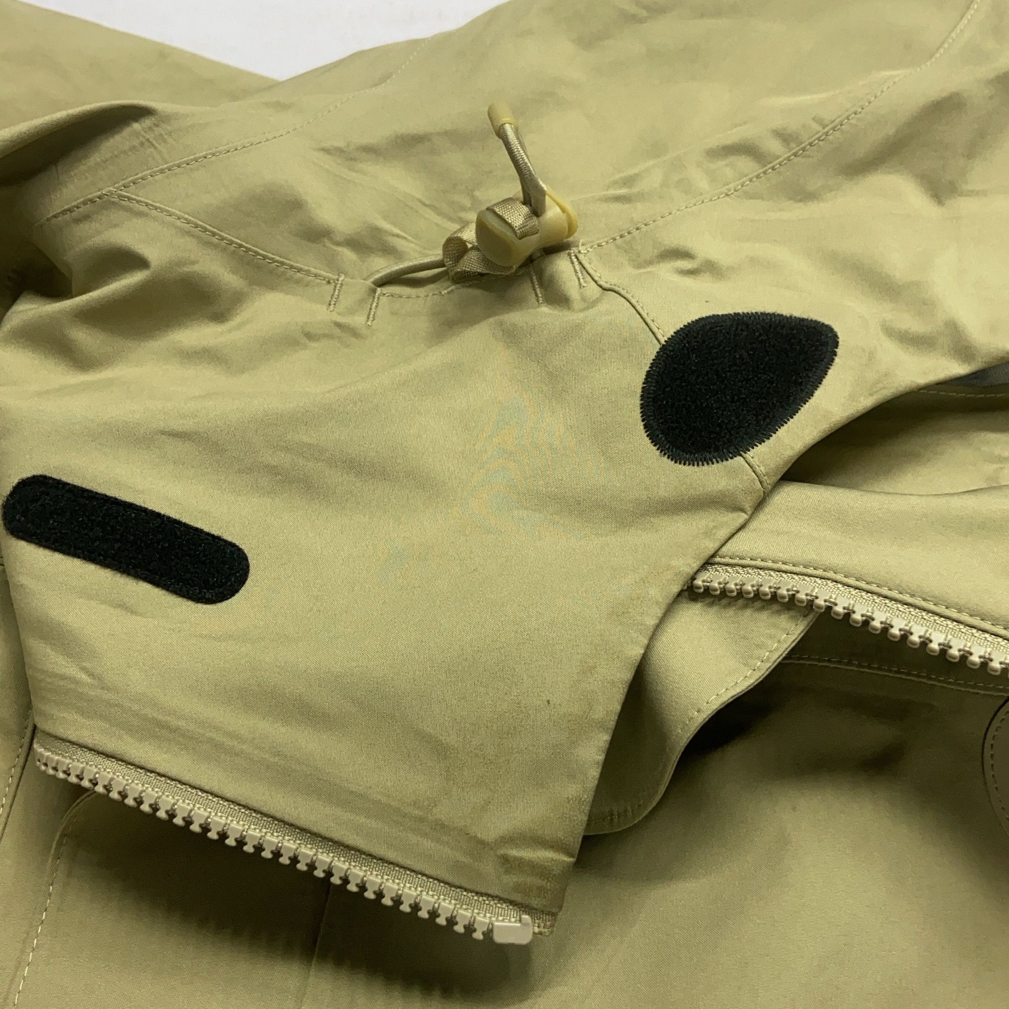 Nike × Off-White Nike x Off-White Gore-Tex Shell Jacket Size XL Size US XL / EU 56 / 4 - 6 Thumbnail