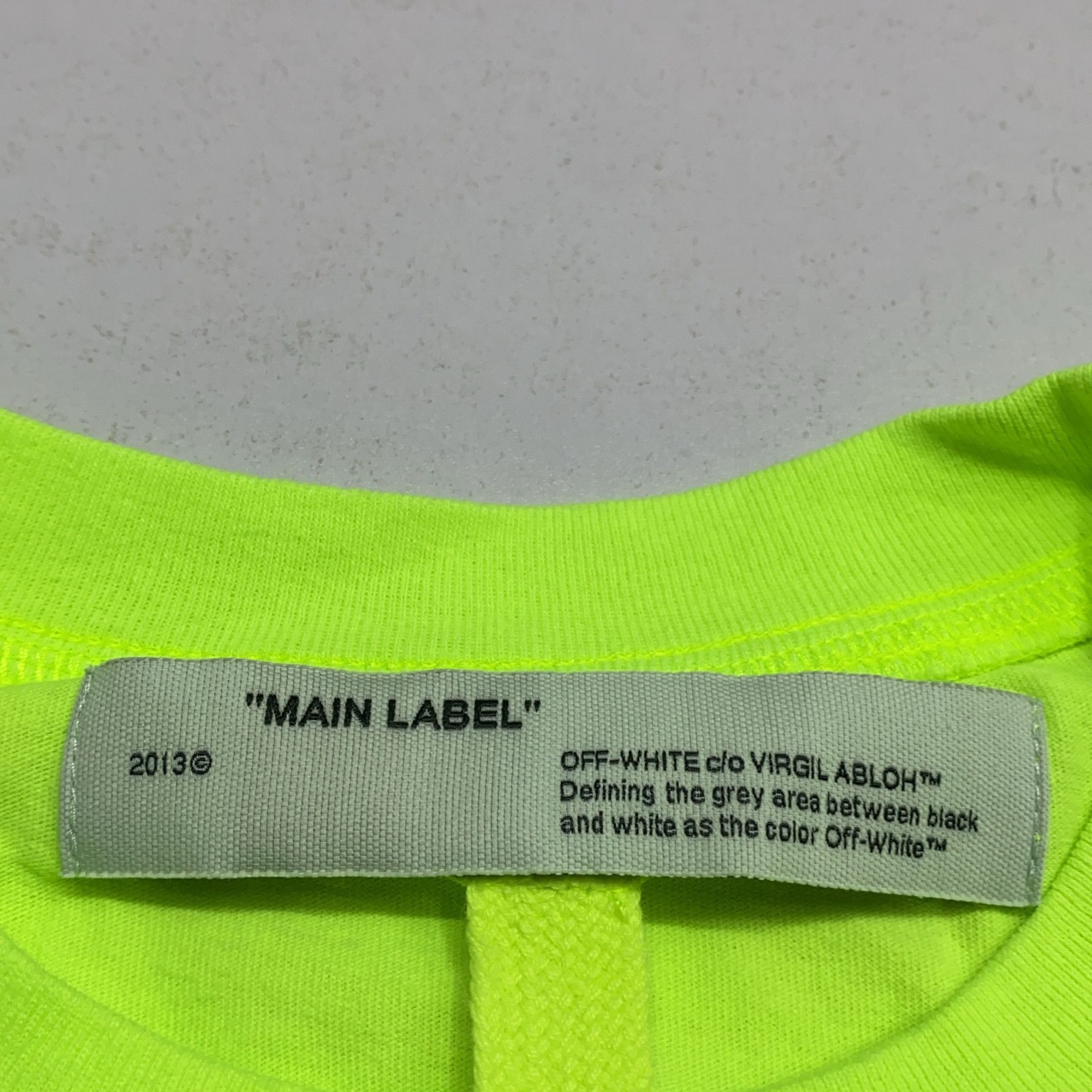 Off-White OFF-WHITE Spray Painting Arrow T-Shirt Size M Size US M / EU 48-50 / 2 - 3 Thumbnail