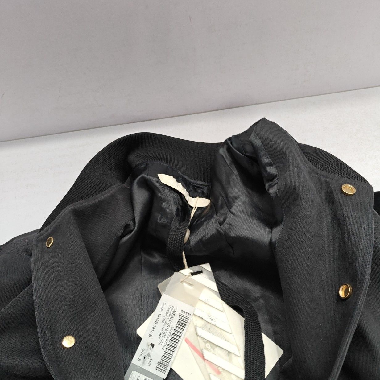 Off-White Off-White Diagonal Stripe Bomber Jacket Size S Size US S / EU 44-46 / 1 - 8 Thumbnail