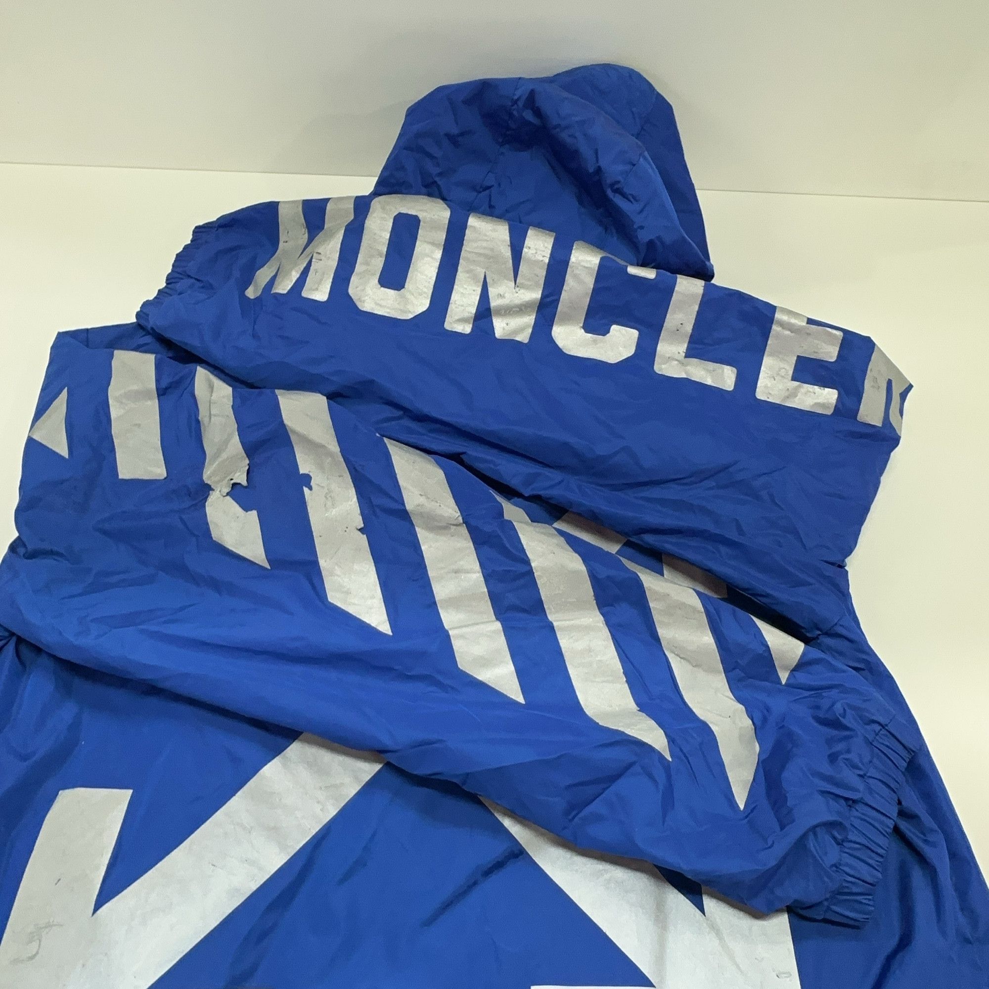 Moncler × Off-White Moncler x Off-White Logo Print Light Jacket Size L Size US L / EU 52-54 / 3 - 20 Thumbnail