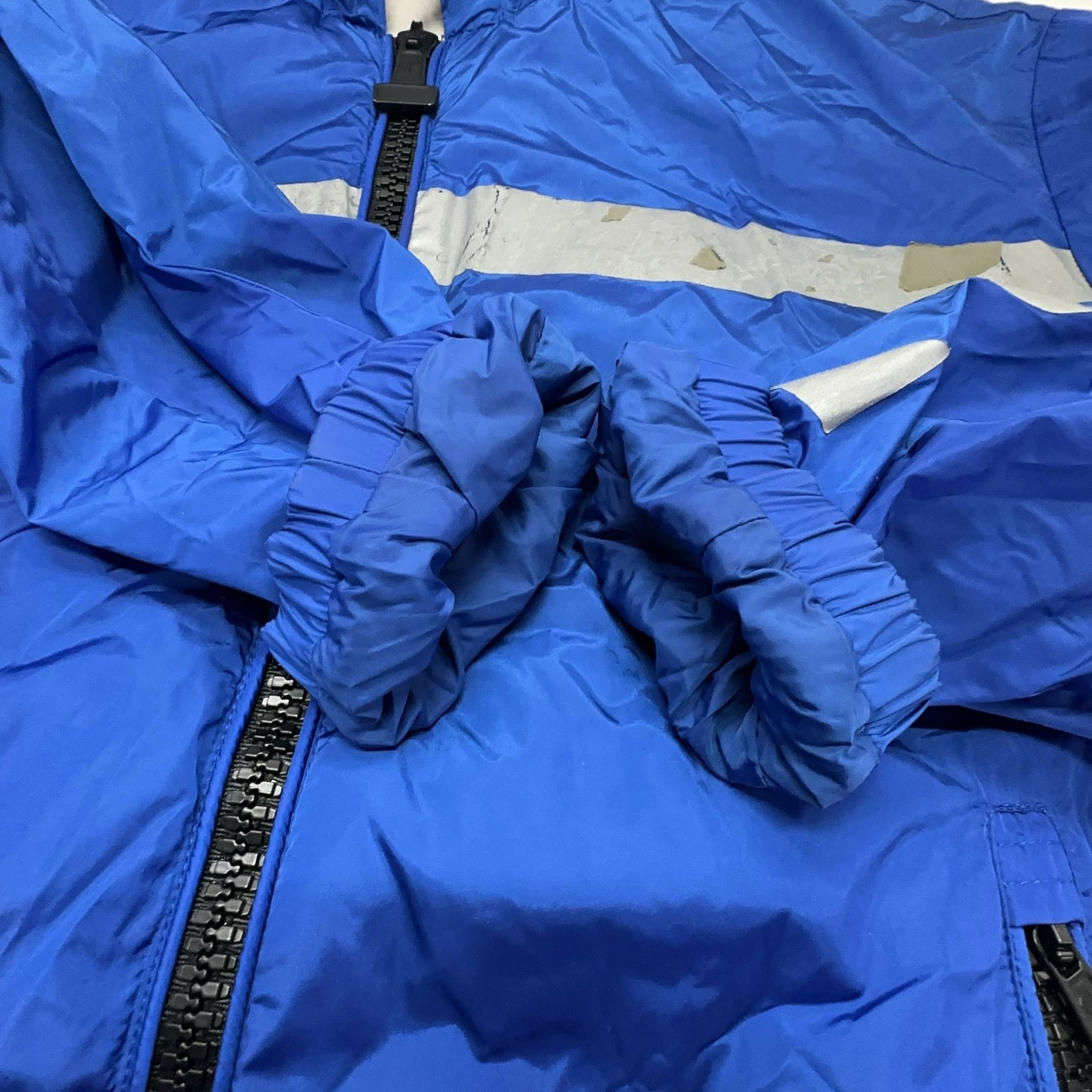 Moncler × Off-White Moncler x Off-White Logo Print Light Jacket Size L Size US L / EU 52-54 / 3 - 16 Thumbnail