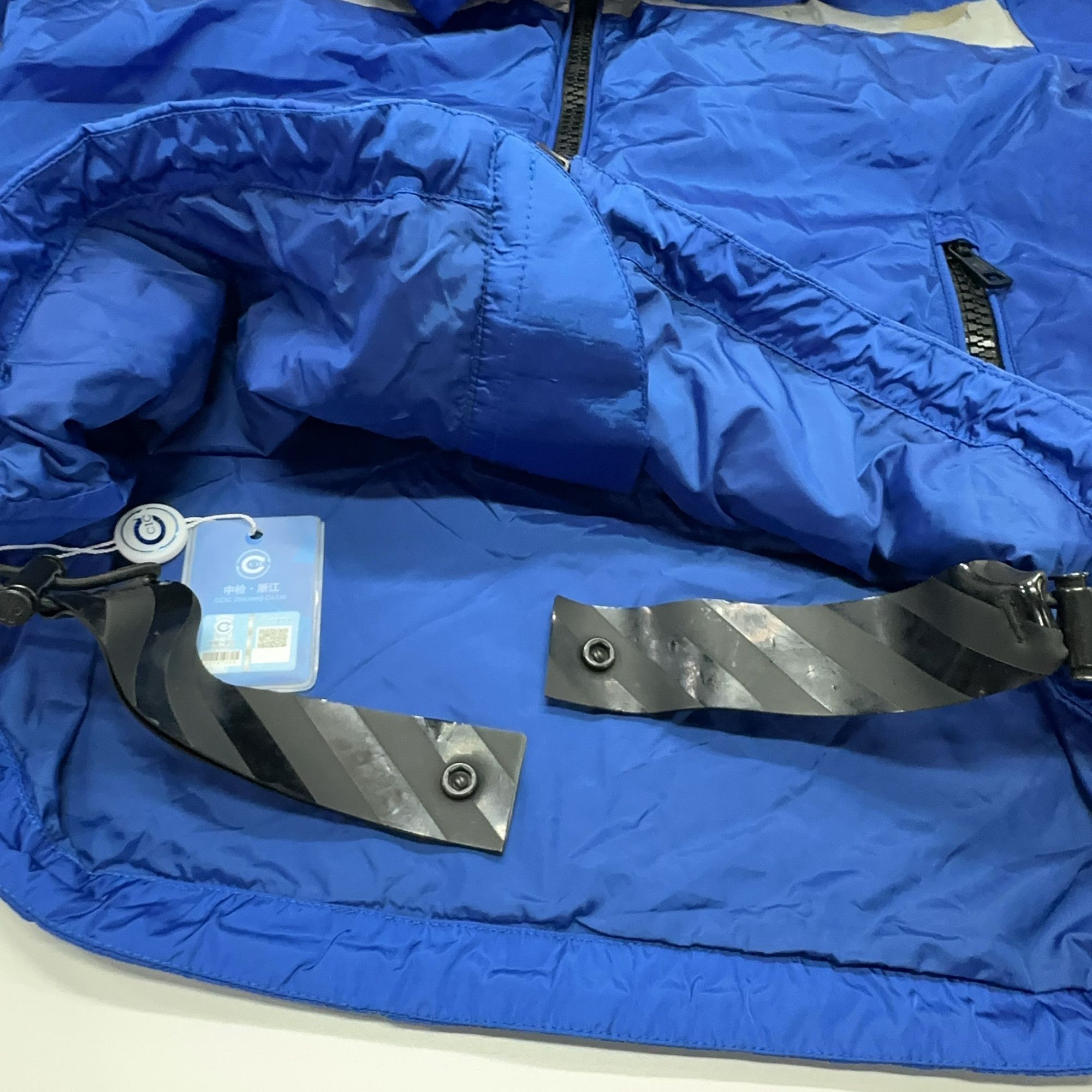Moncler × Off-White Moncler x Off-White Logo Print Light Jacket Size L Size US L / EU 52-54 / 3 - 14 Thumbnail