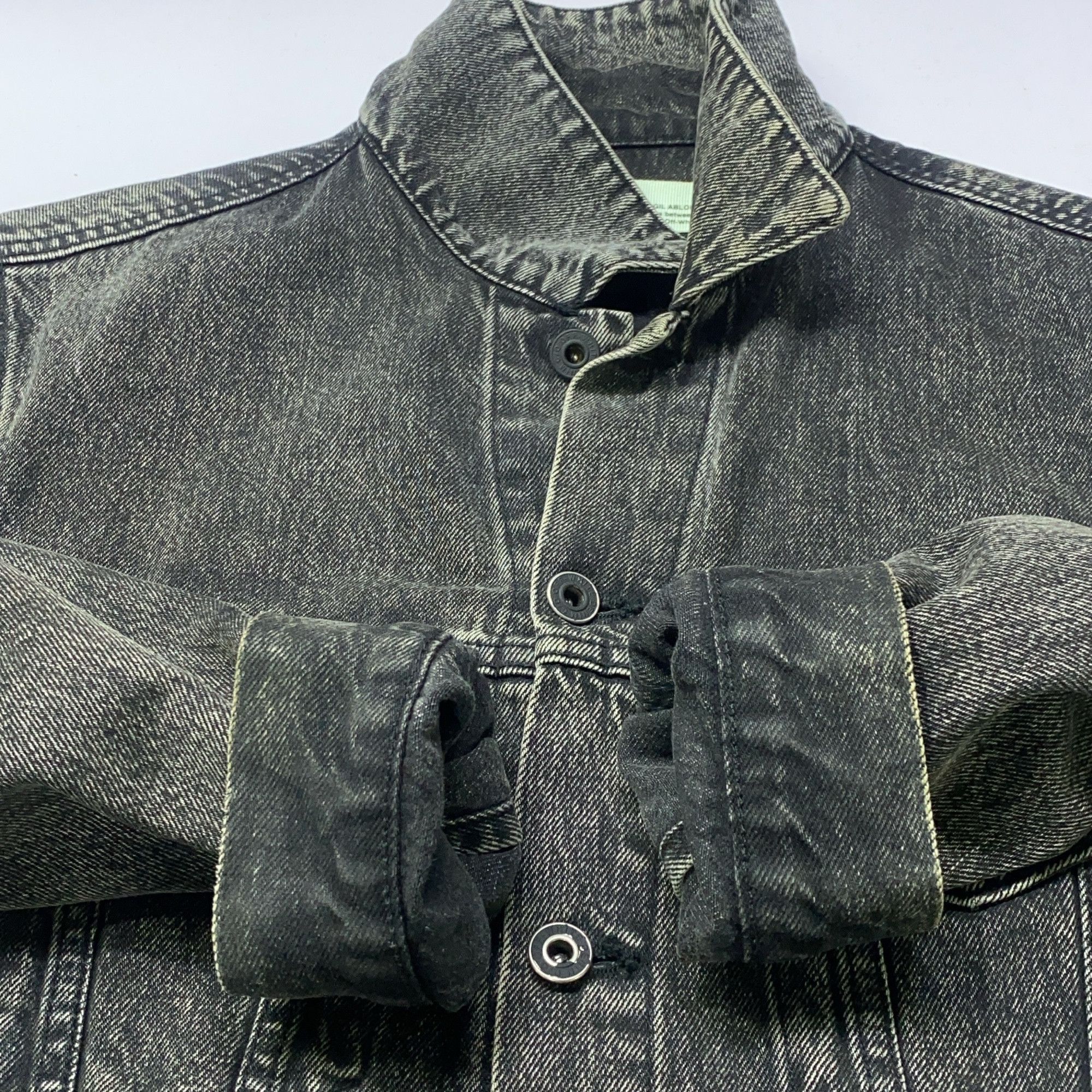 Off-White OFF-WHITE Graphic Artwork Denim Jacket L Size US L / EU 52-54 / 3 - 9 Thumbnail