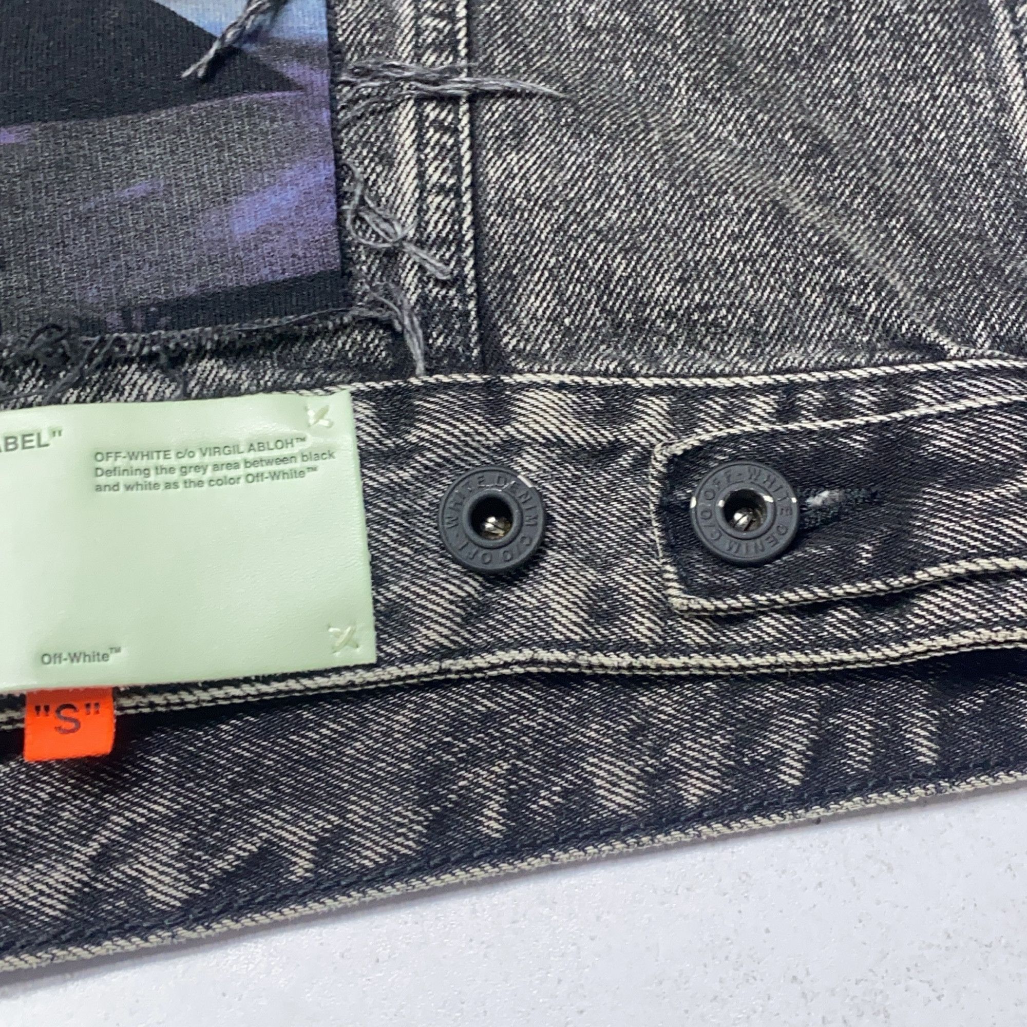 Off-White OFF-WHITE Graphic Artwork Denim Jacket L Size US L / EU 52-54 / 3 - 12 Thumbnail