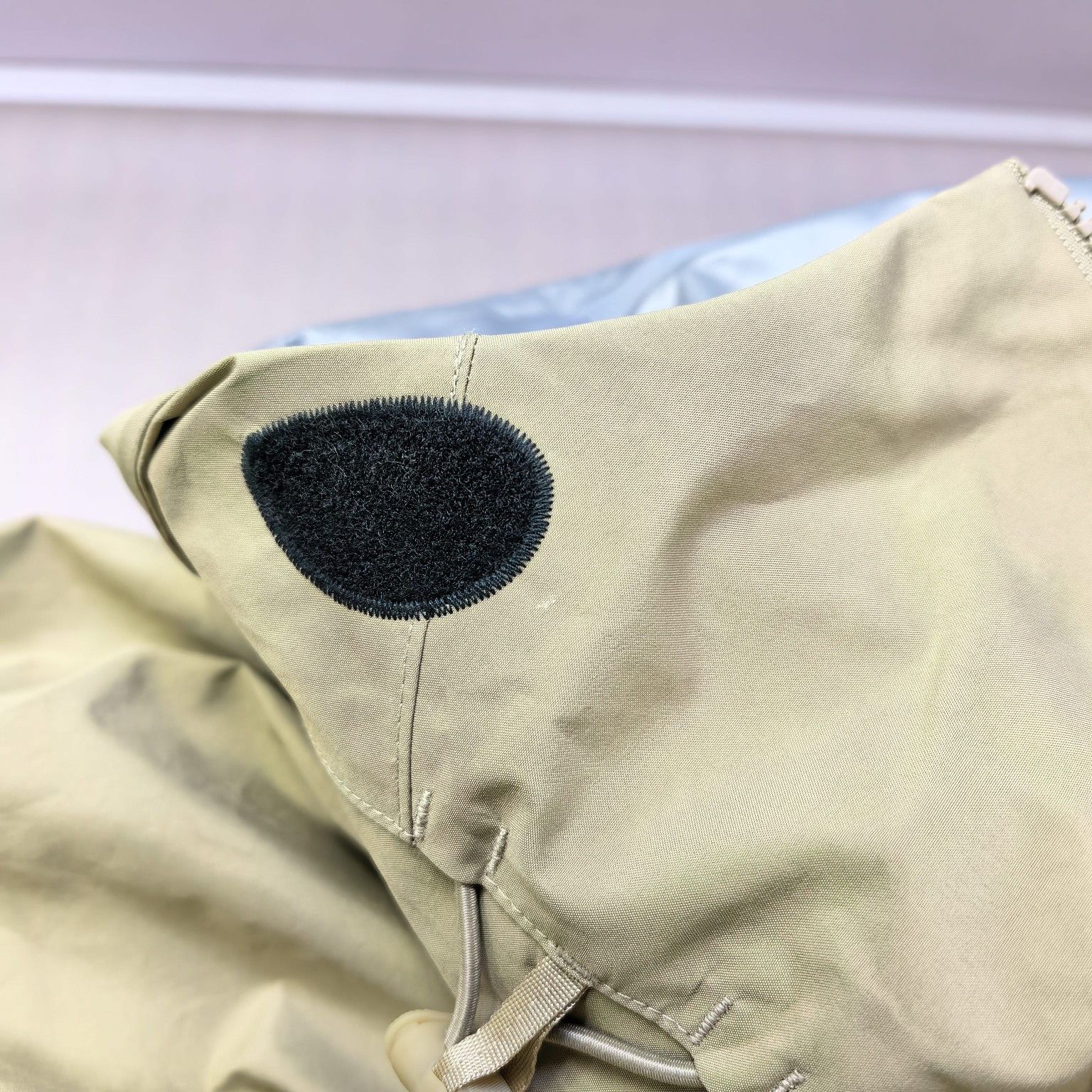 Nike Nike x Off-White Logo Gore-Tex Jacket Size L Size US L / EU 52-54 / 3 - 7 Thumbnail